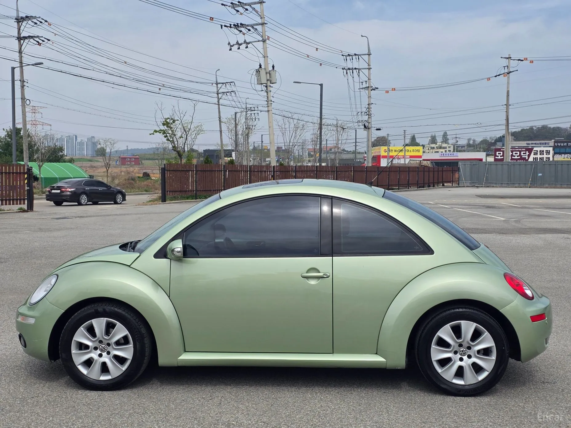 Volkswagen New Beetle превью 7