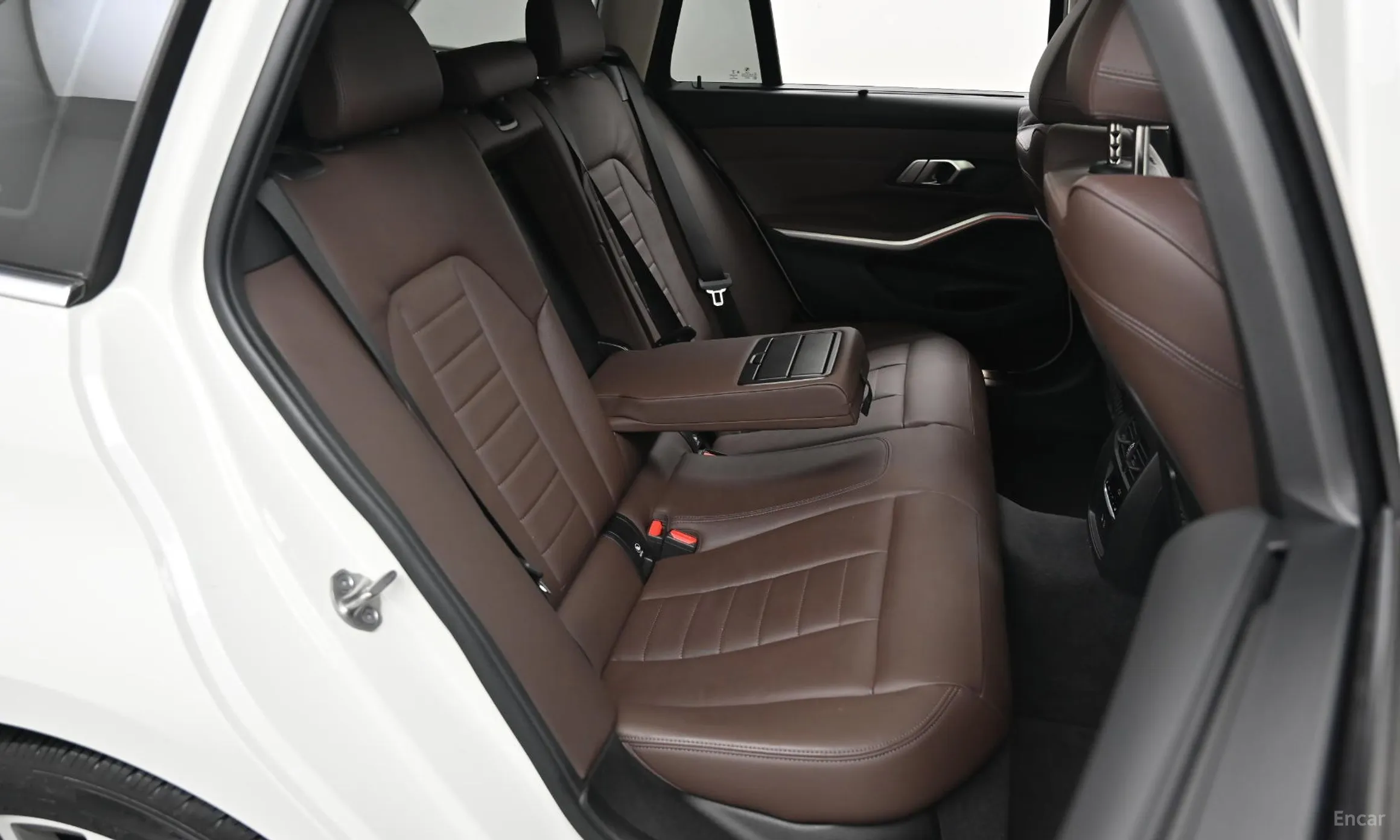 BMW 3 Series (G20) превью 12