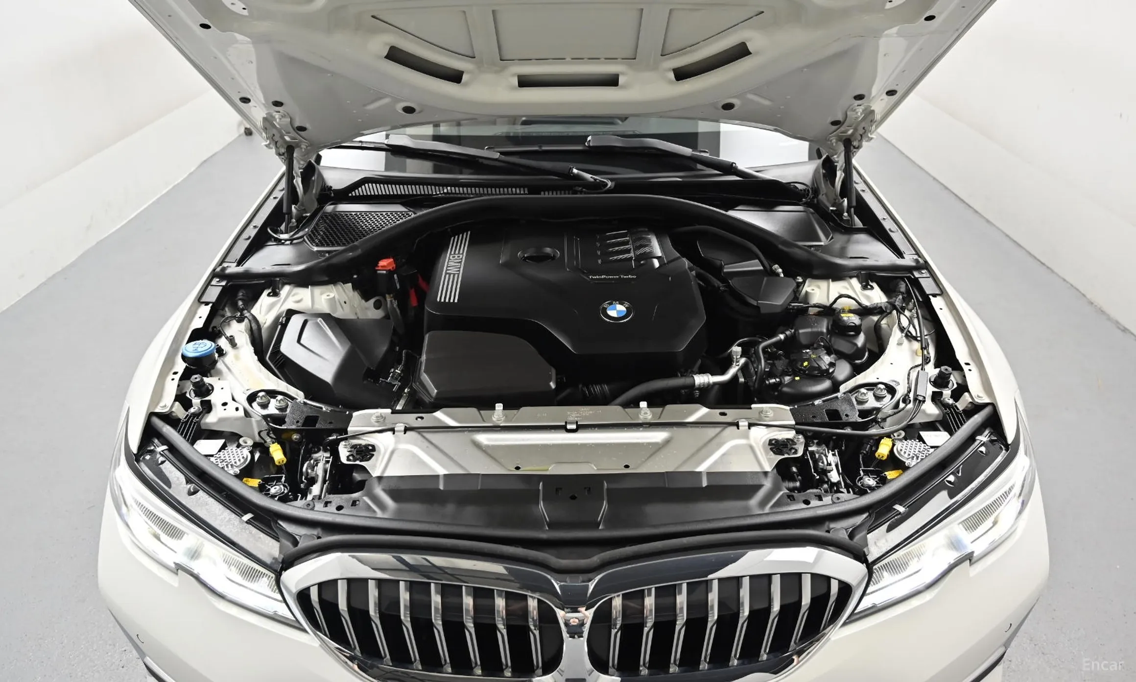 BMW 3 Series (G20) превью 6