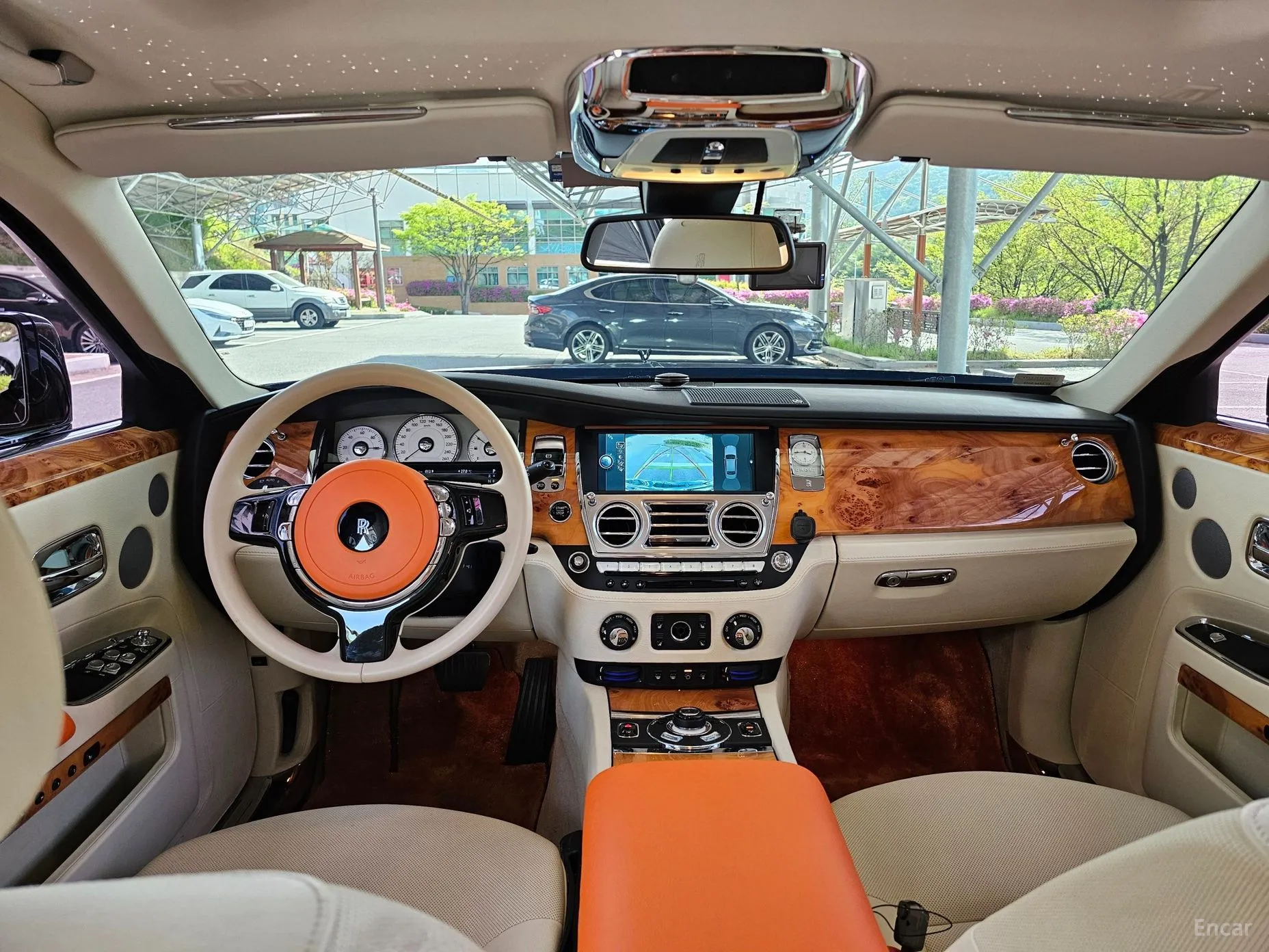Rolls-Royce Ghost превью 6