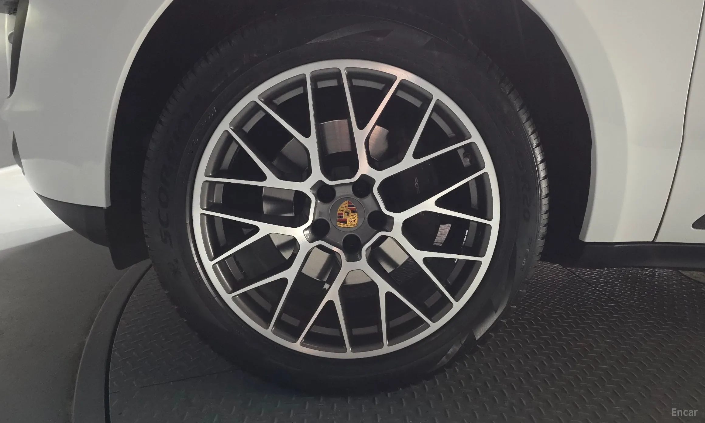 Porsche Macan превью 5
