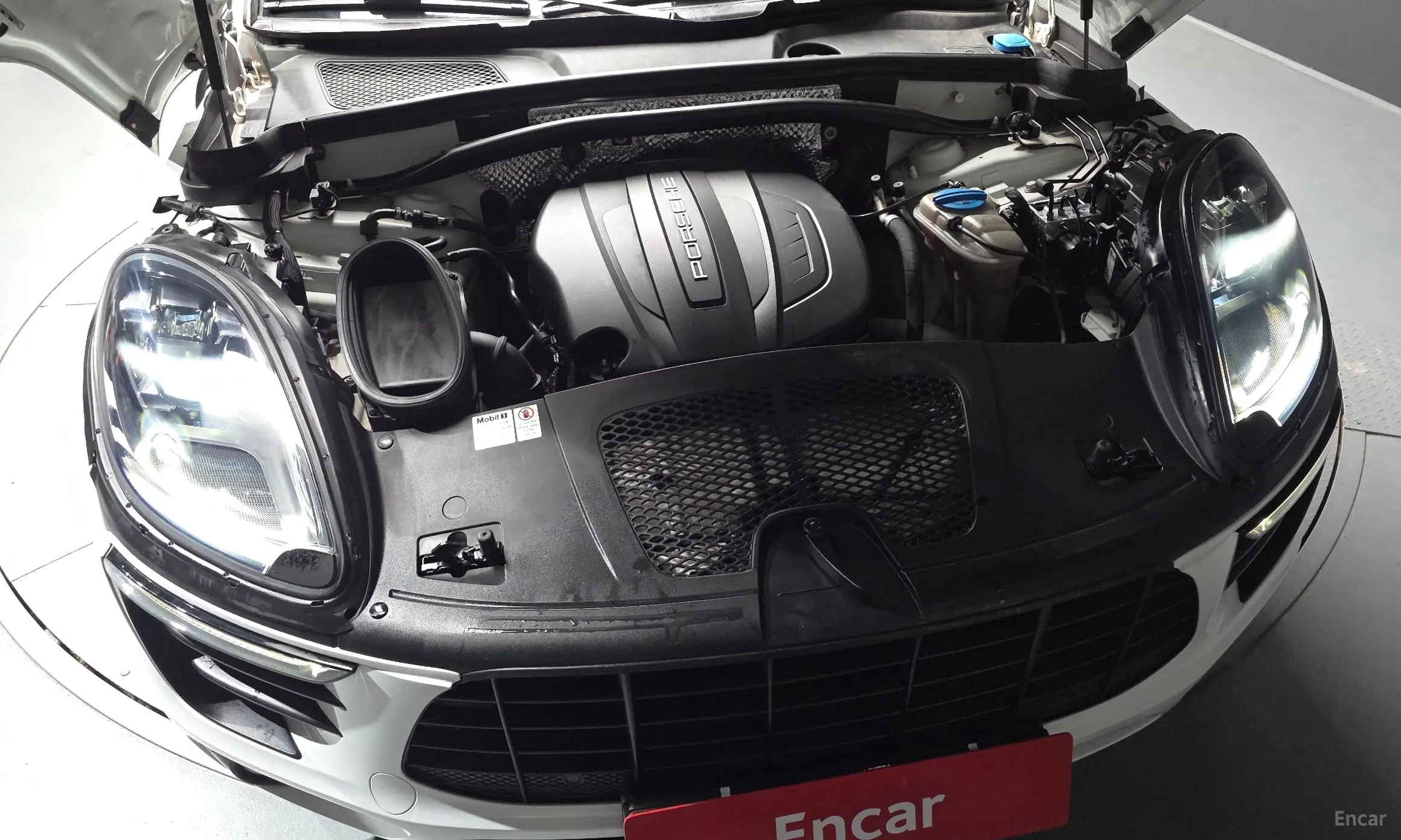 Porsche Macan превью 6