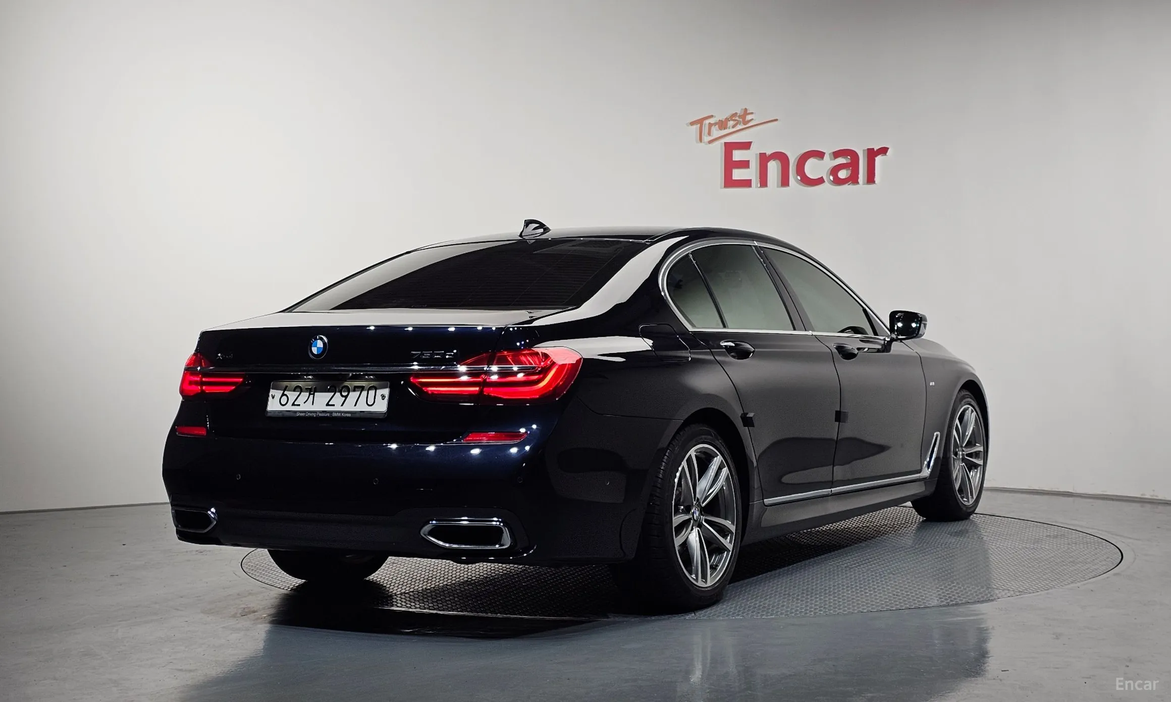 BMW 7 Series (G11)