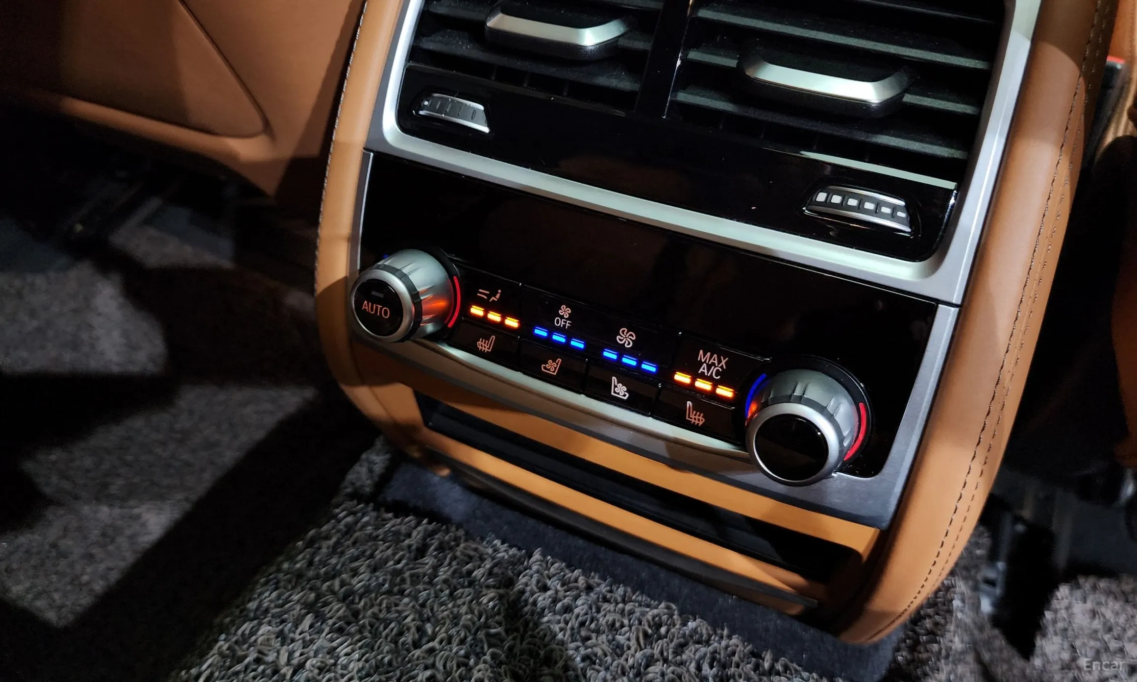BMW 7 Series (G11) превью 19