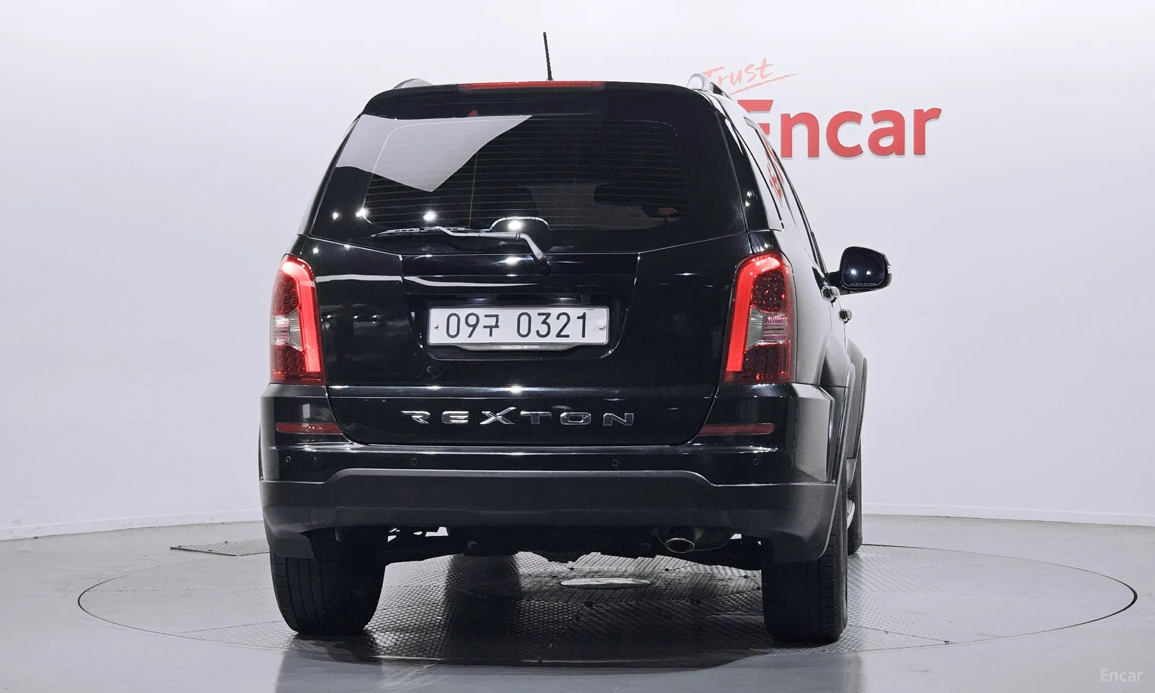 KG Mobility (SsangYong) Rexton W превью 4
