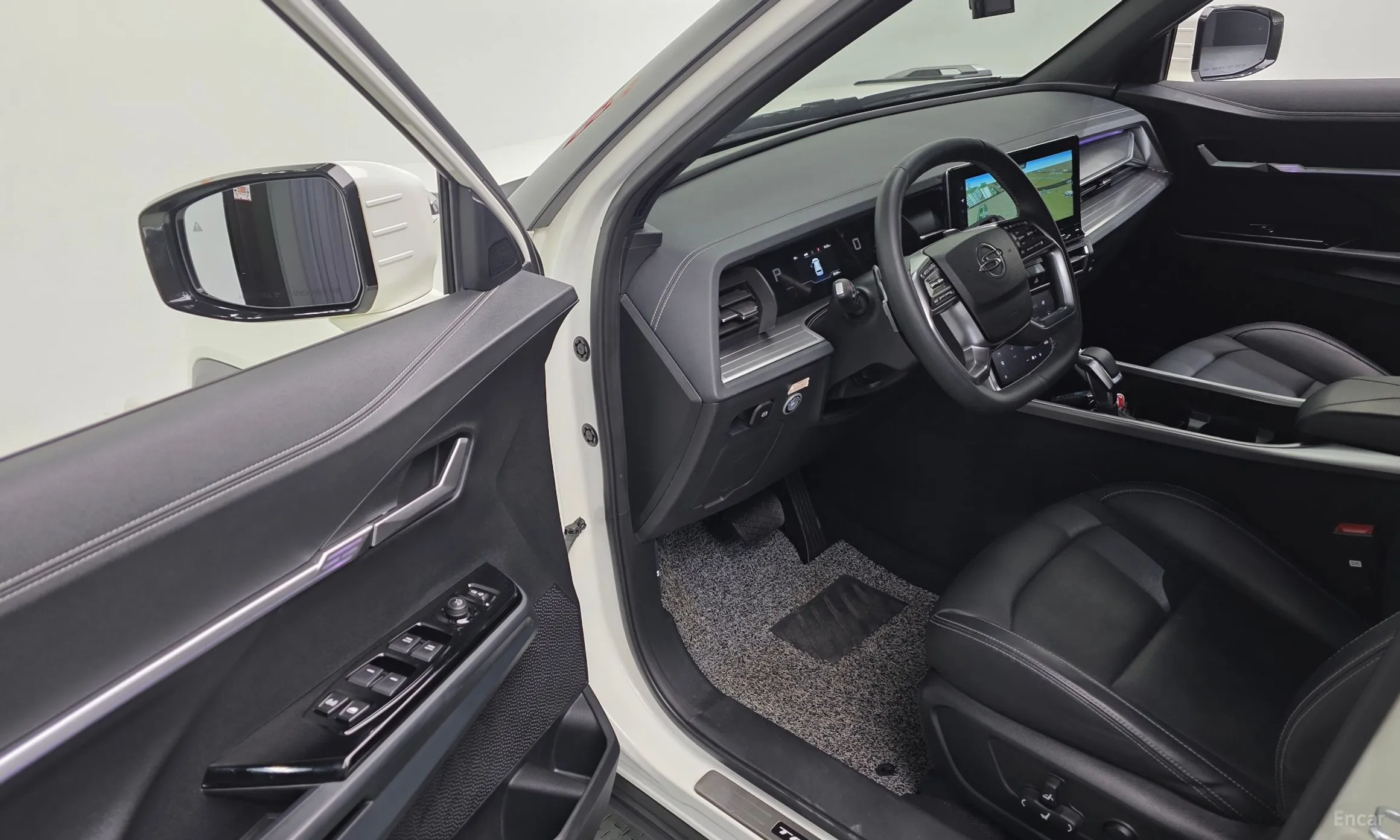 KG Mobility (SsangYong) Torres превью 11