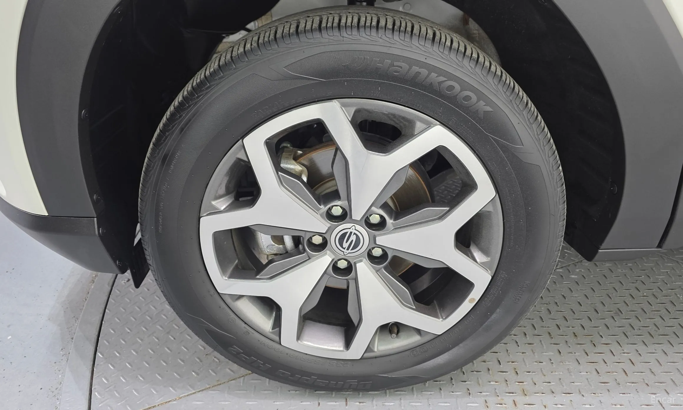 KG Mobility (SsangYong) Torres превью 5