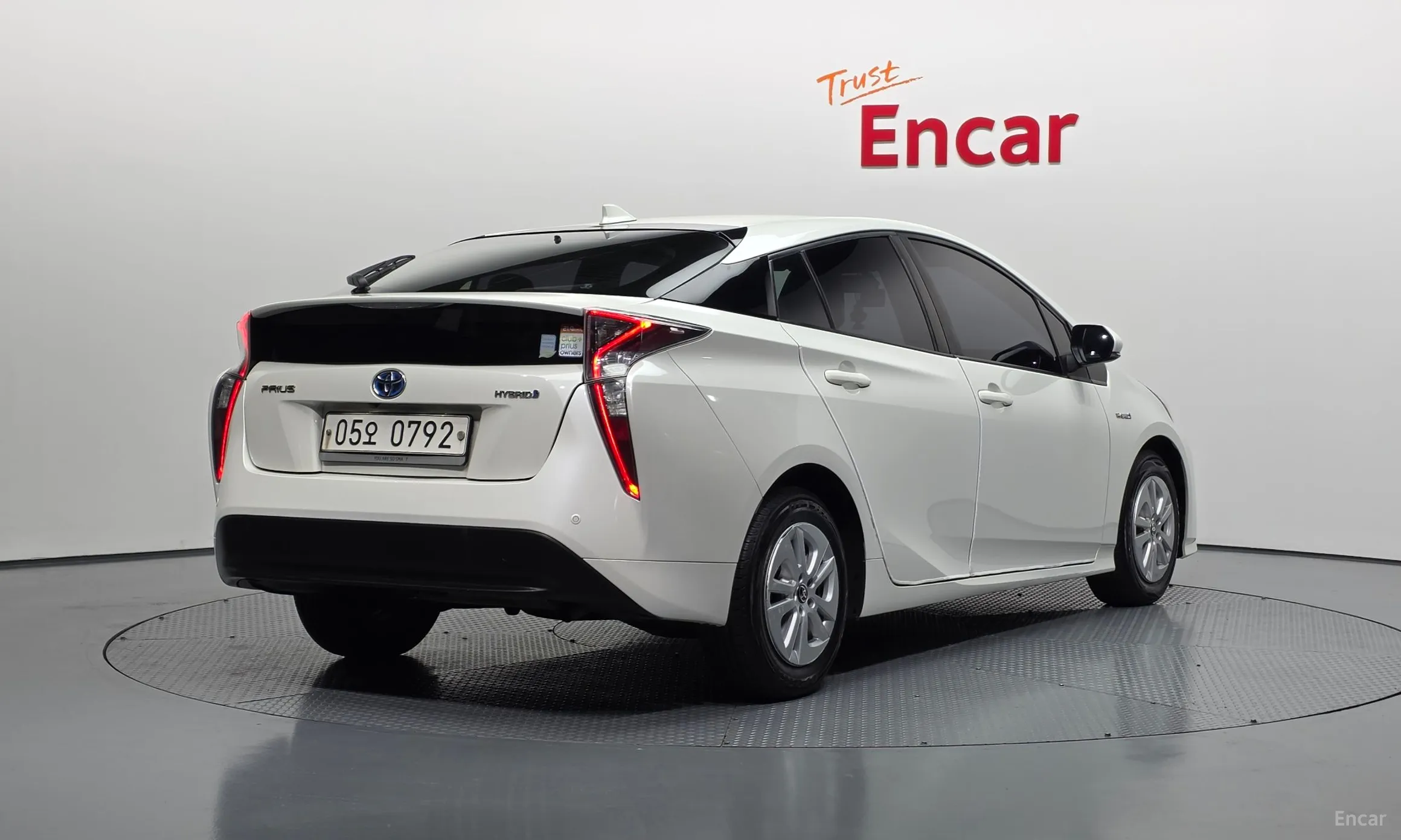 Toyota Prius 4th Generation
