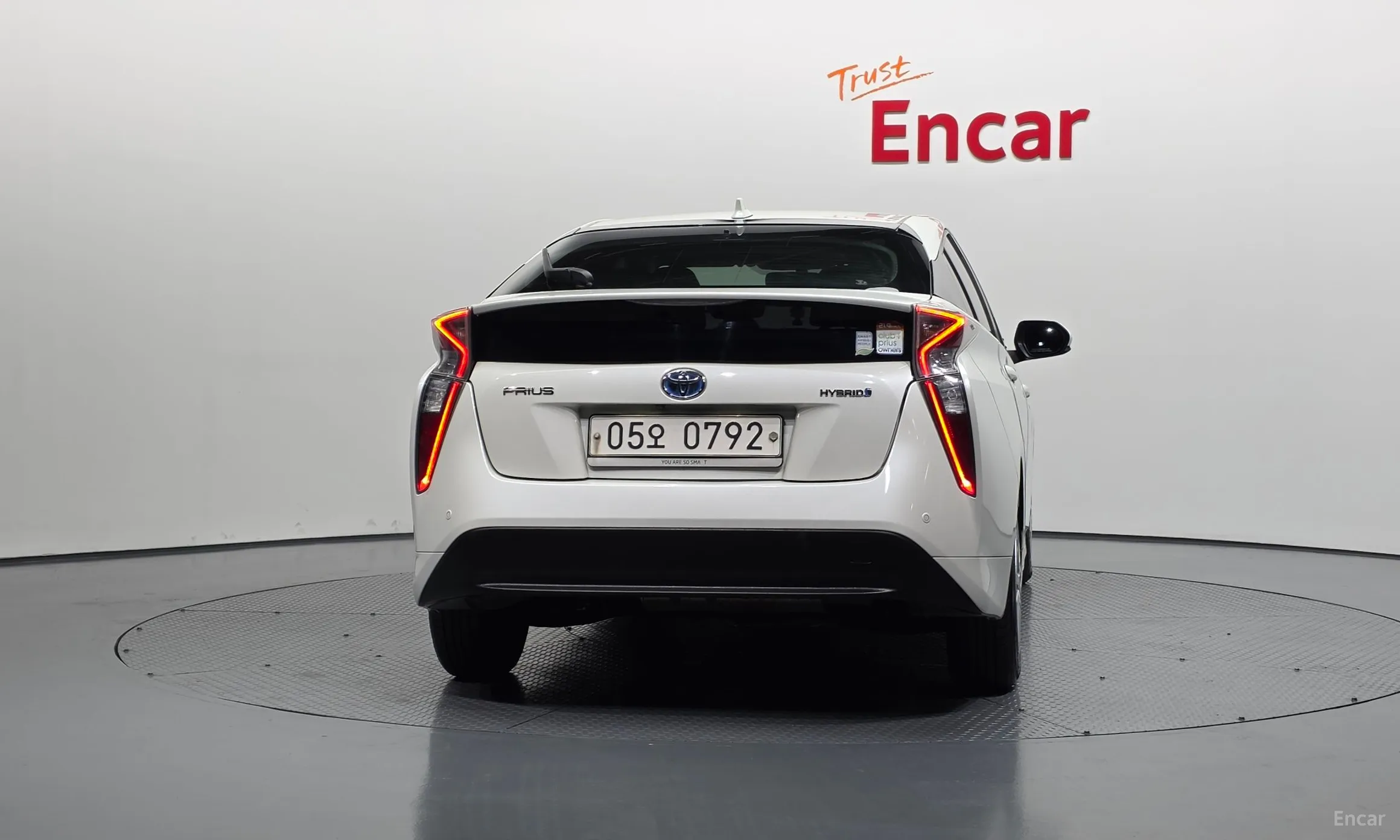 Toyota Prius 4th Generation превью 4