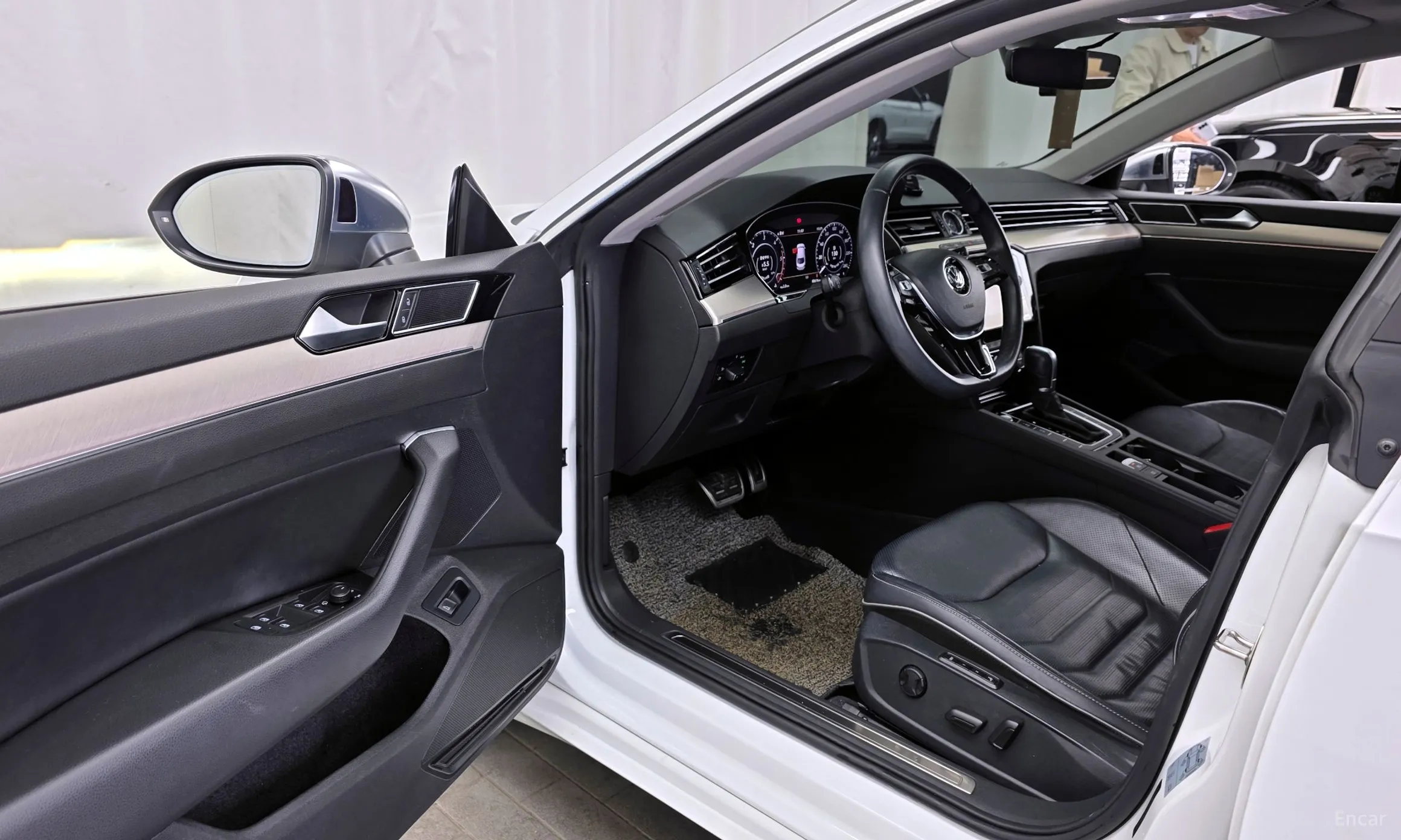 Volkswagen Ateon превью 10
