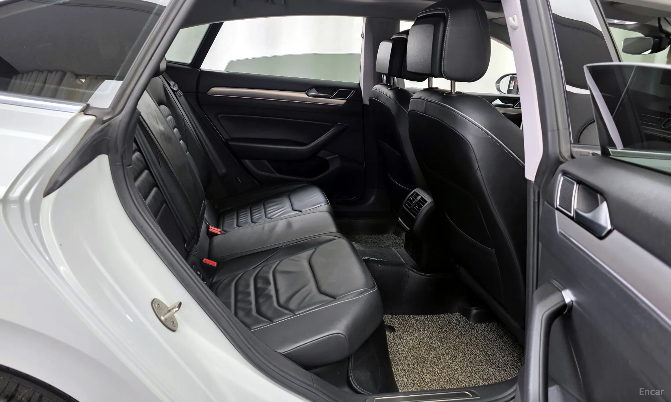 Volkswagen Ateon превью 12