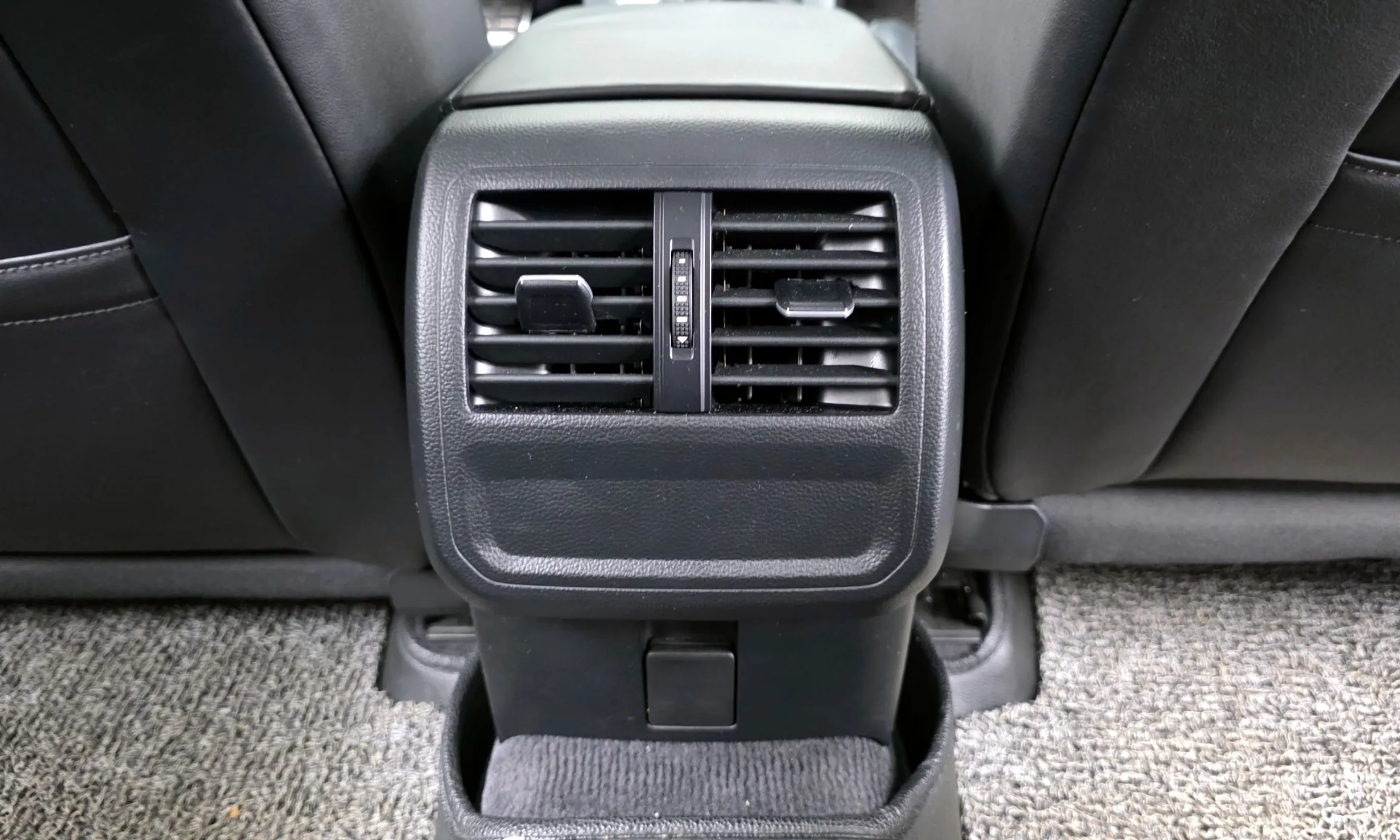 Volkswagen Ateon превью 18