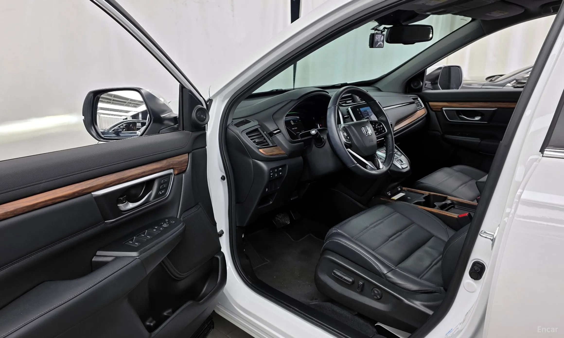 Honda CR-V 5th generation превью 10