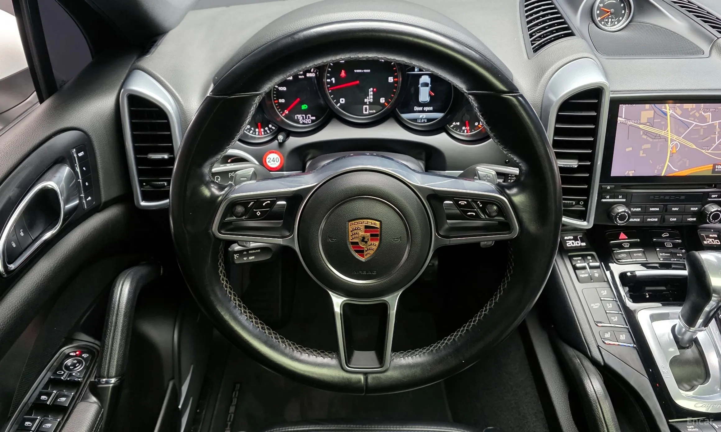 Porsche New Cayenne превью 13