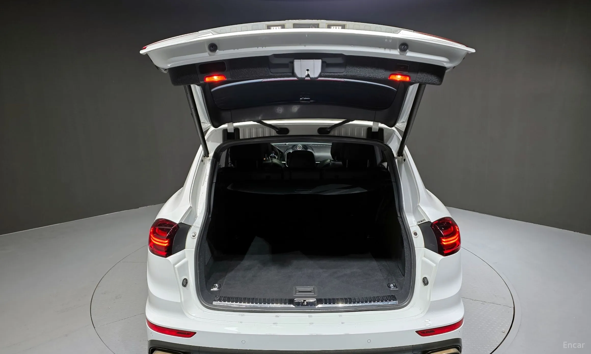 Porsche New Cayenne превью 20