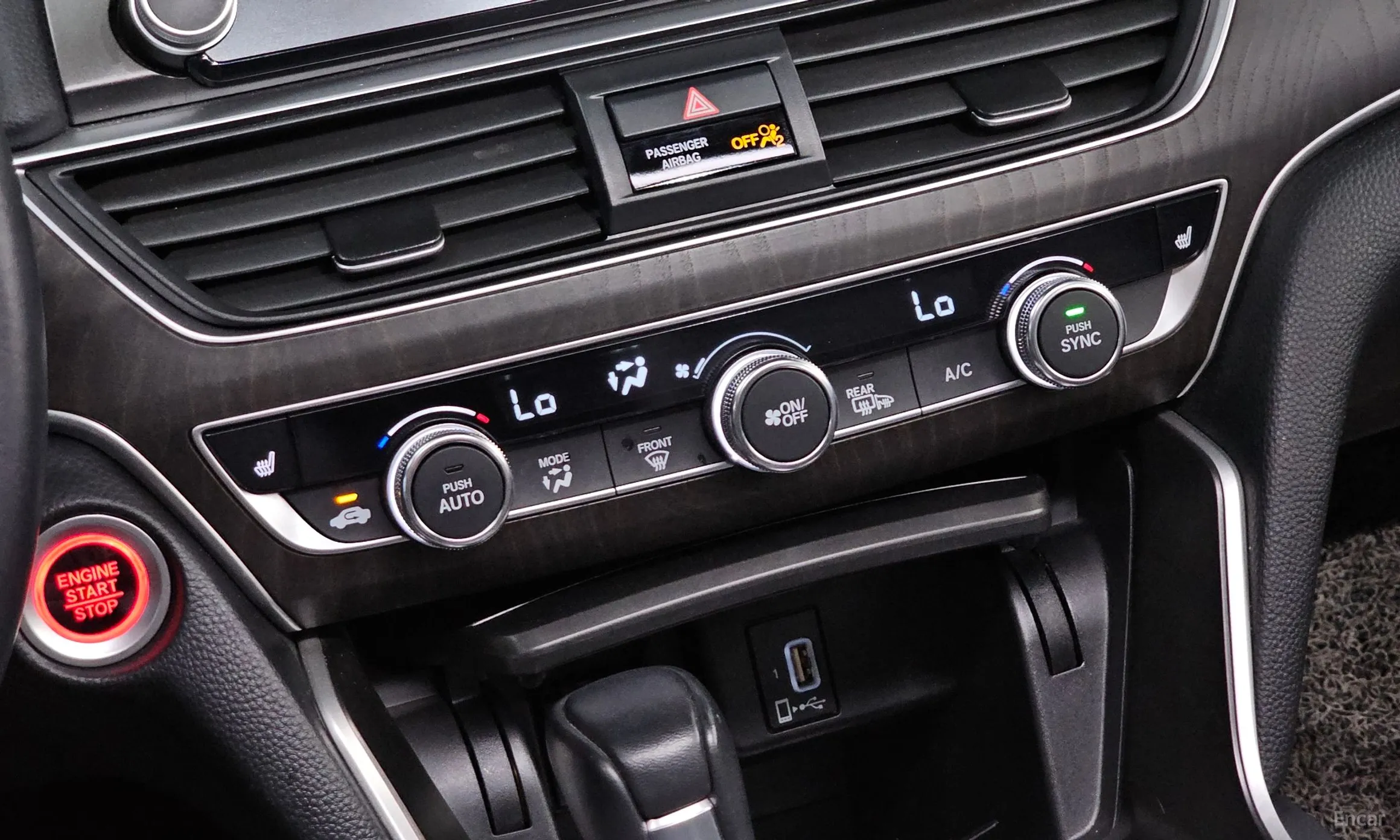 Honda Accord 10th Generation превью 20