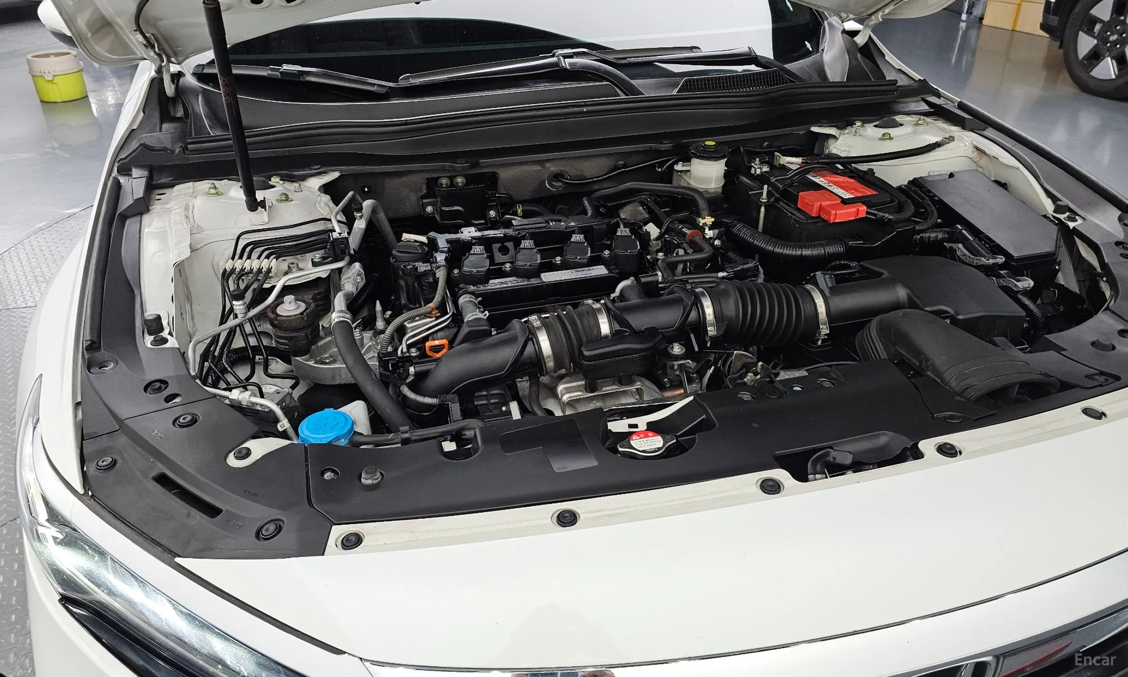 Honda Accord 10th Generation превью 6