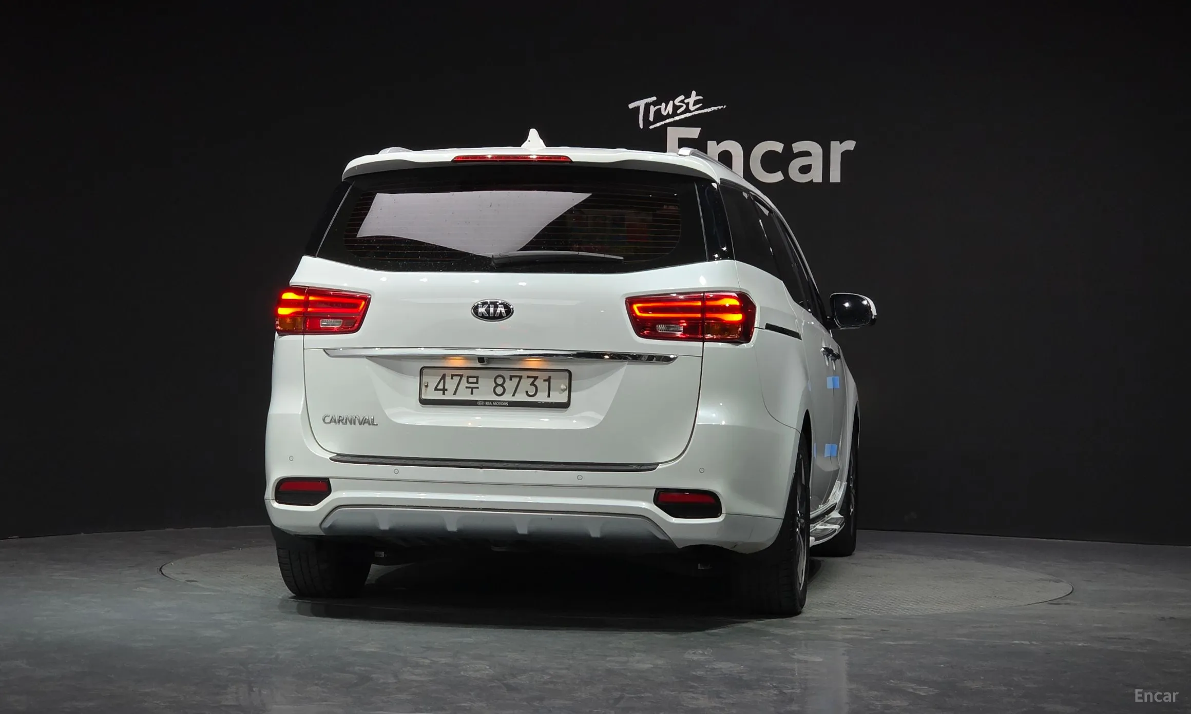 Kia Carnival превью 4