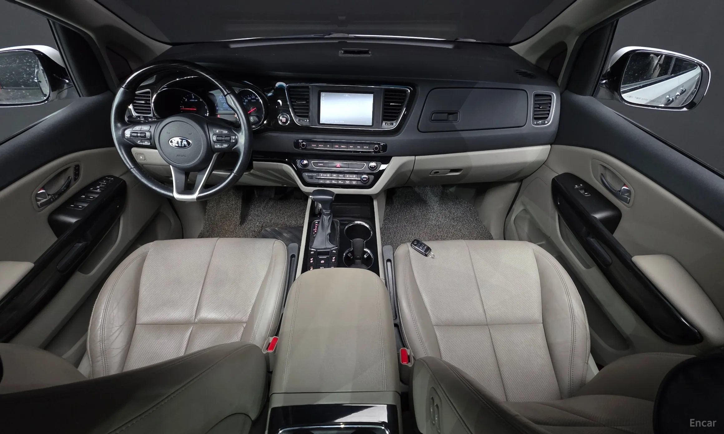Kia Carnival превью 7