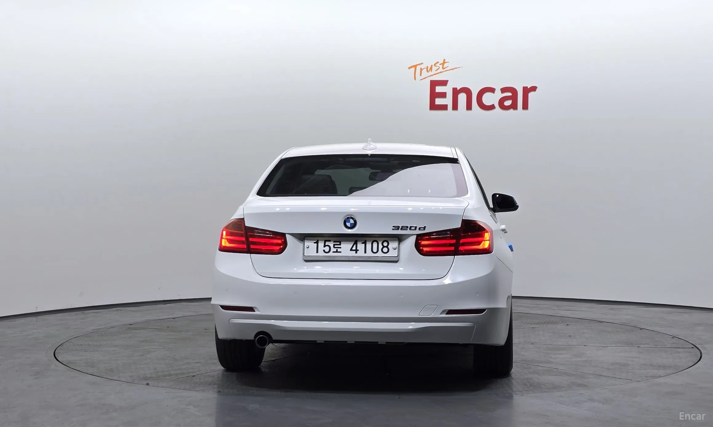 BMW 3 Series (F30) превью 4