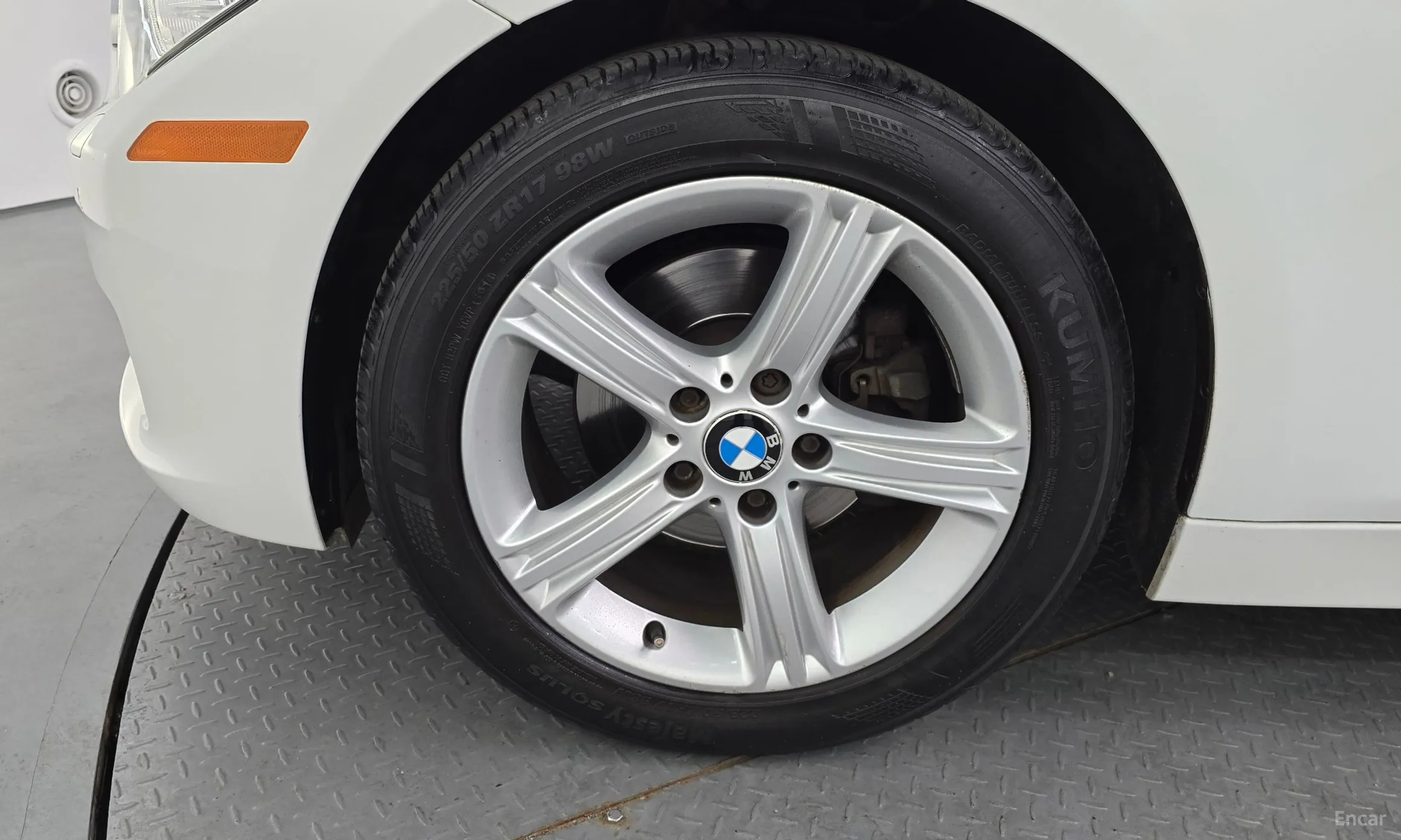 BMW 3 Series (F30) превью 5