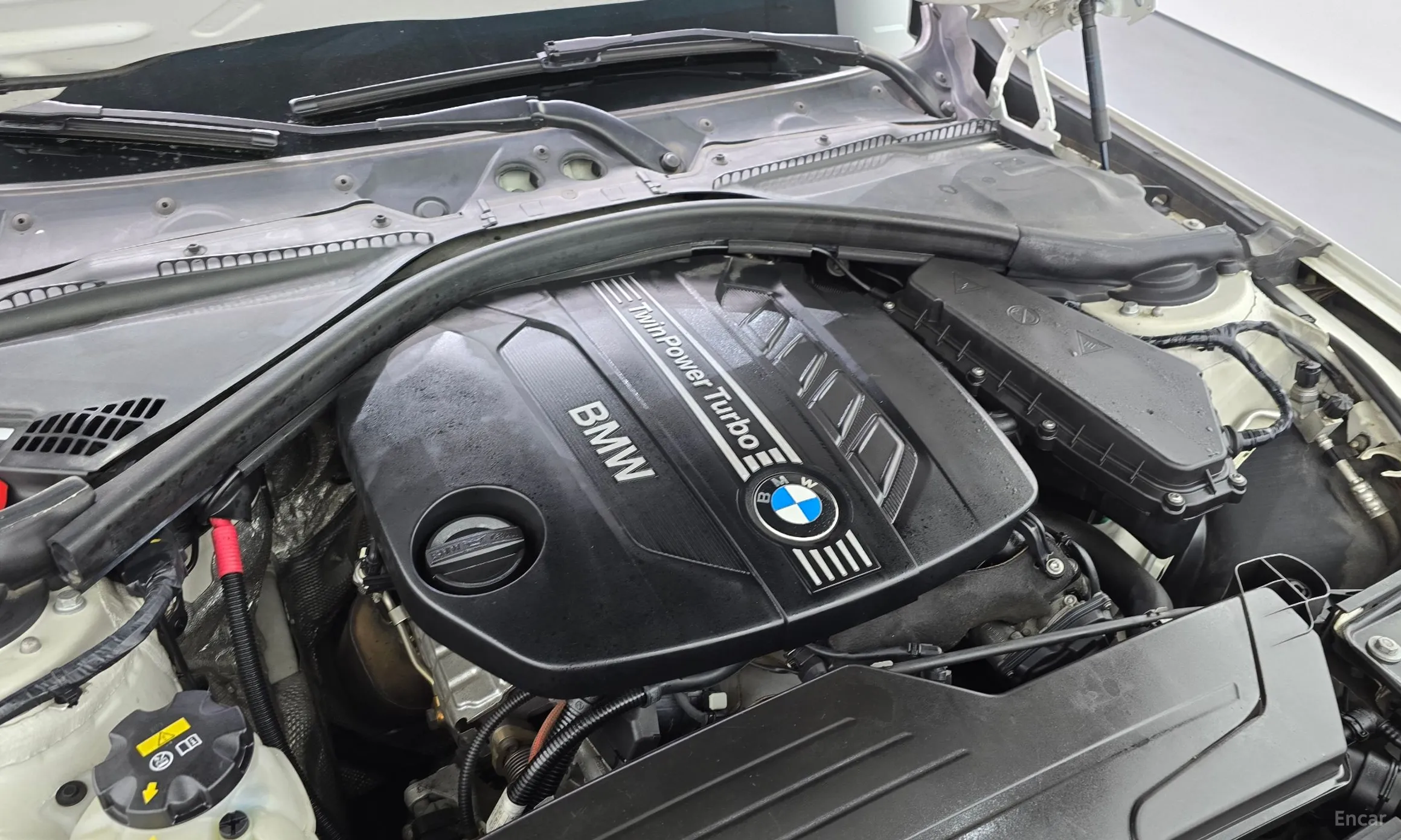 BMW 3 Series (F30) превью 6