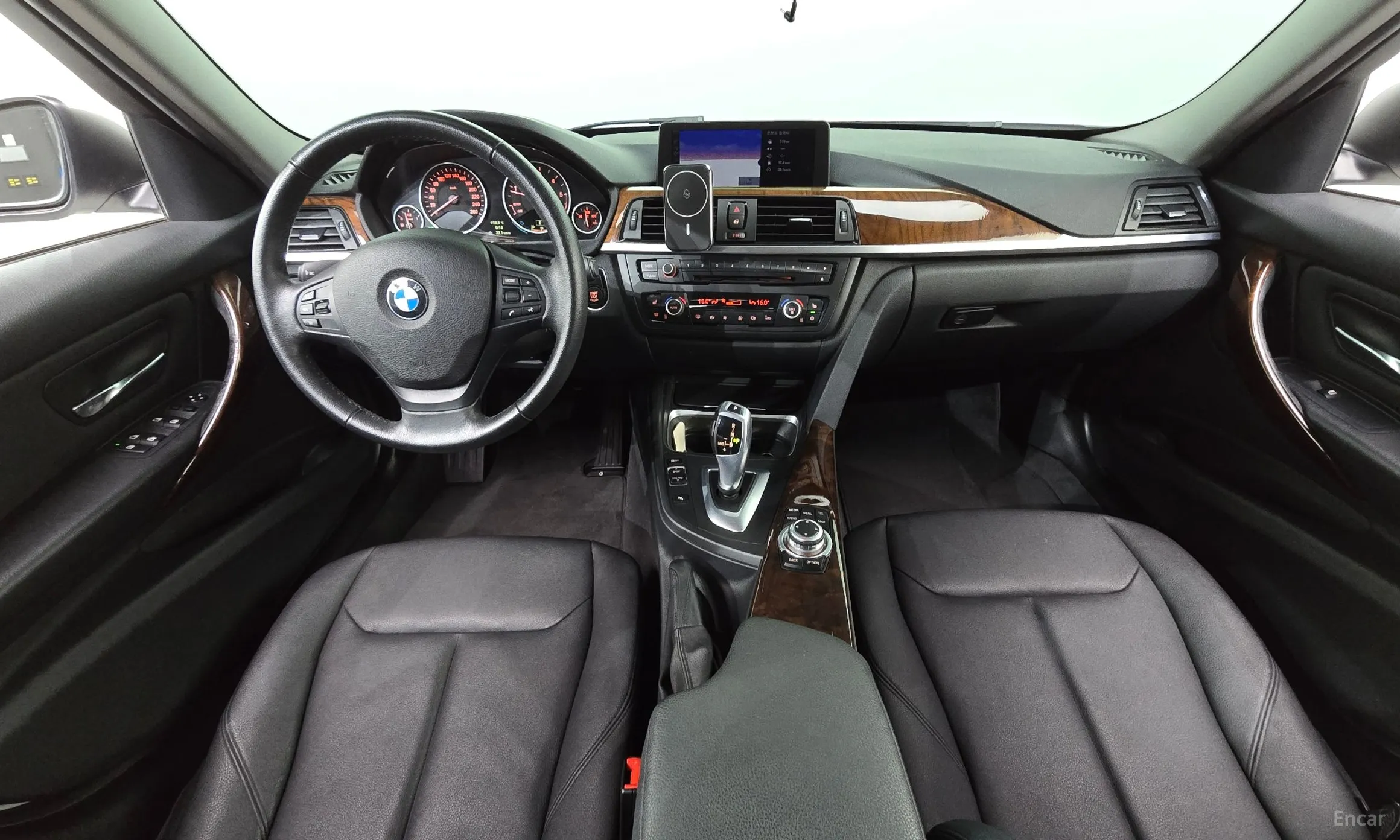 BMW 3 Series (F30) превью 7