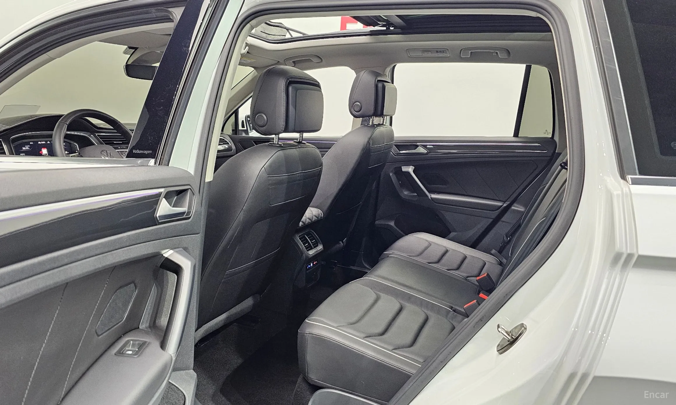 Volkswagen Tiguan 2nd Generation превью 11