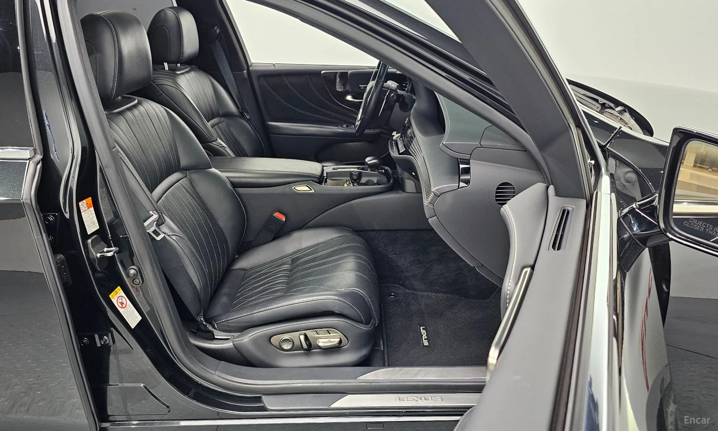 Lexus LS500 5th Generation превью 10