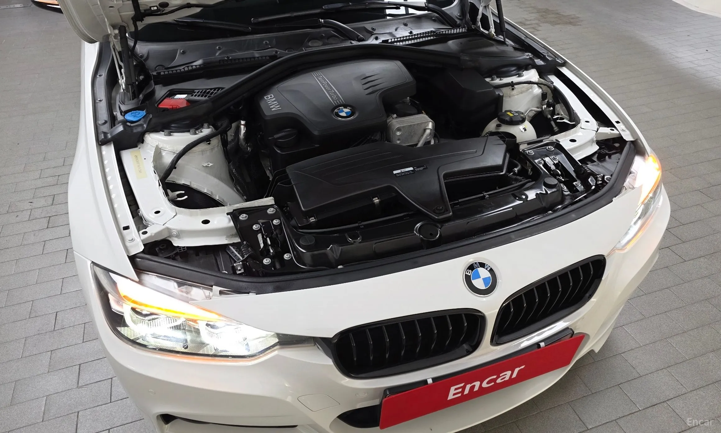 BMW 3 Series (F30) превью 6