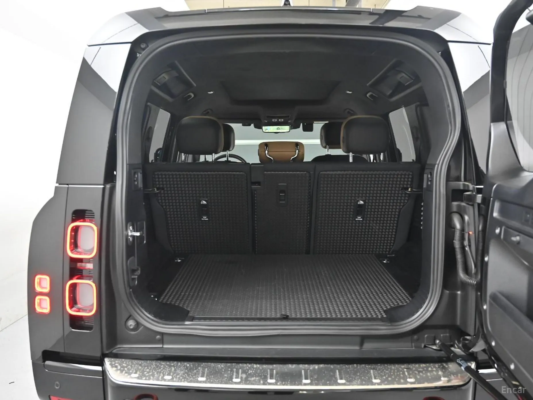 Land Rover Defender (L663) превью 19