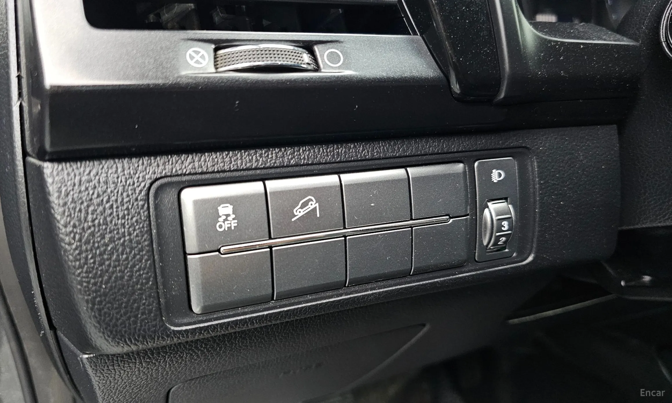 KG Mobility (SsangYong) Rexton Sports превью 14