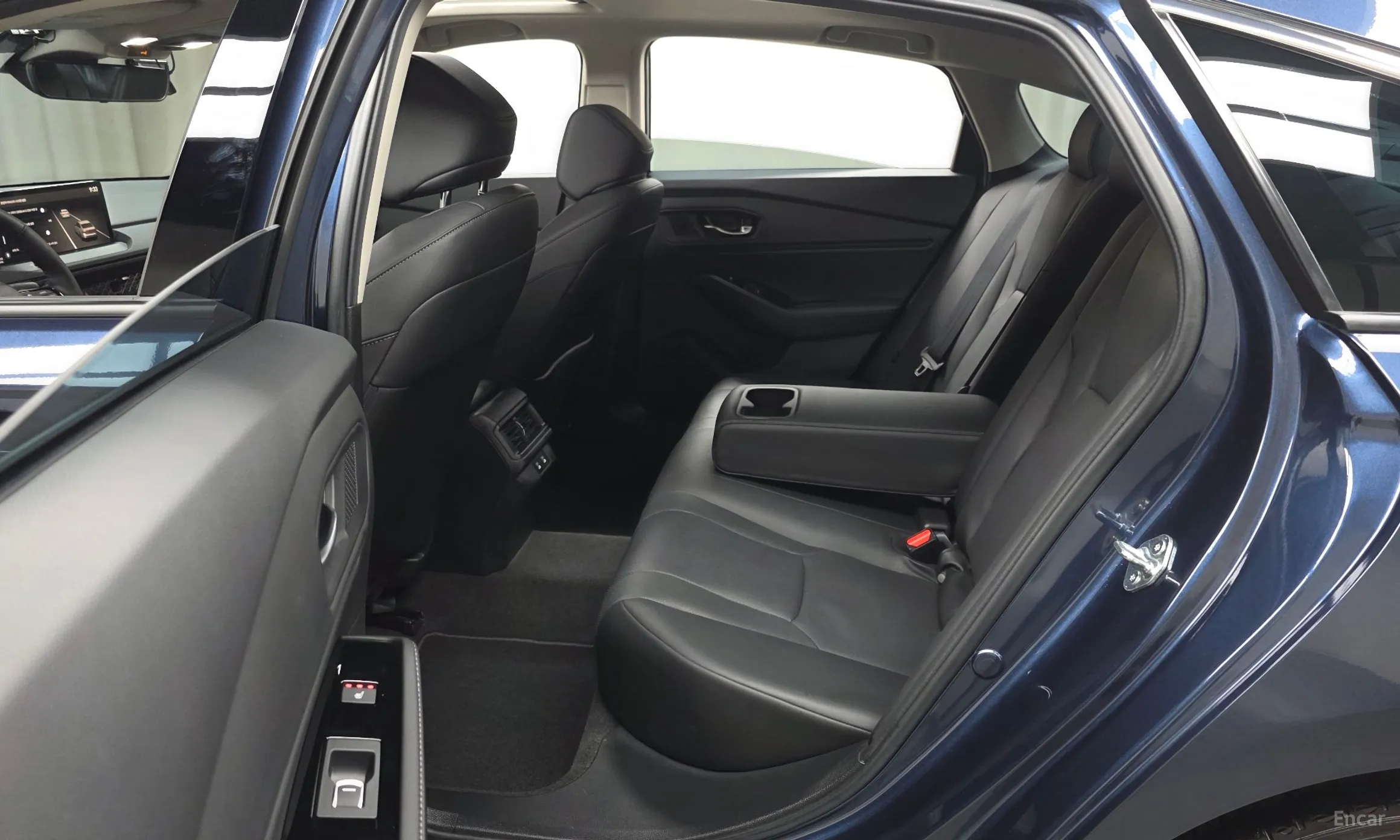 Honda Accord 11th Generation превью 11