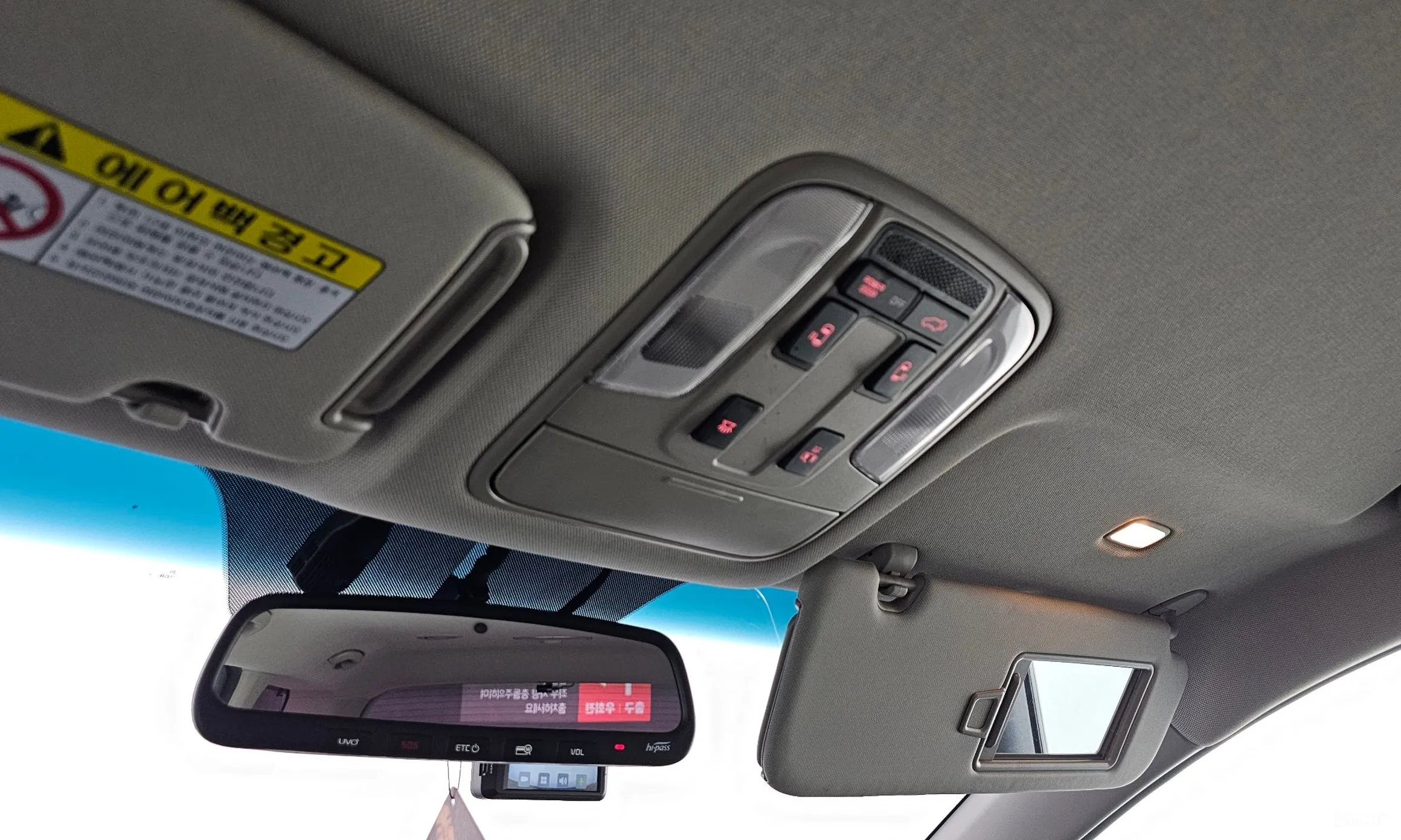 Kia Carnival превью 19