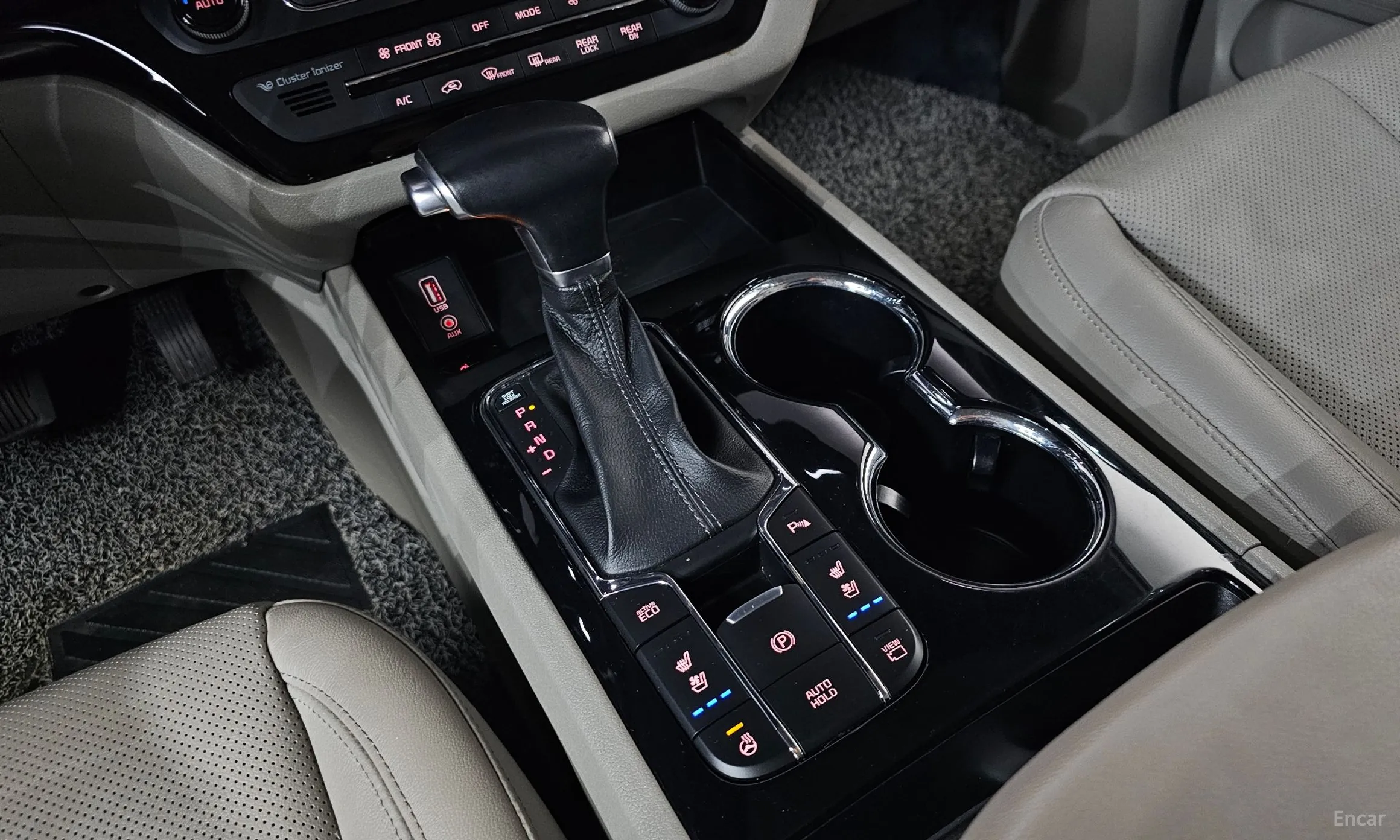 Kia Carnival превью 9