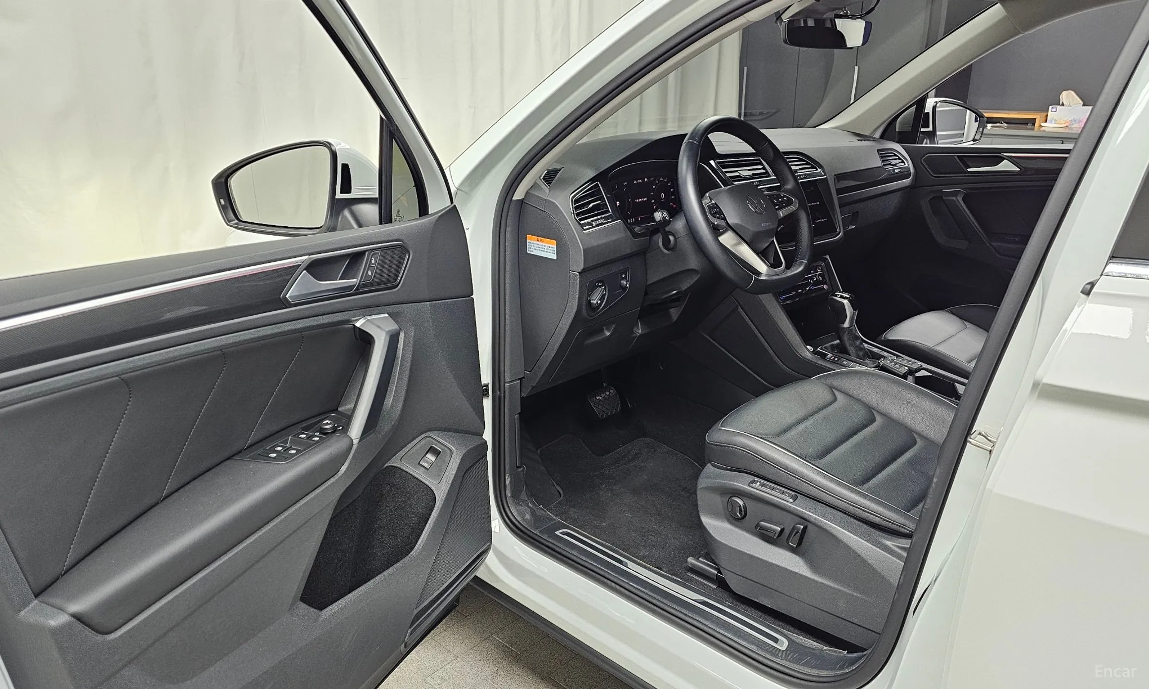 Volkswagen Tiguan 2nd Generation превью 10