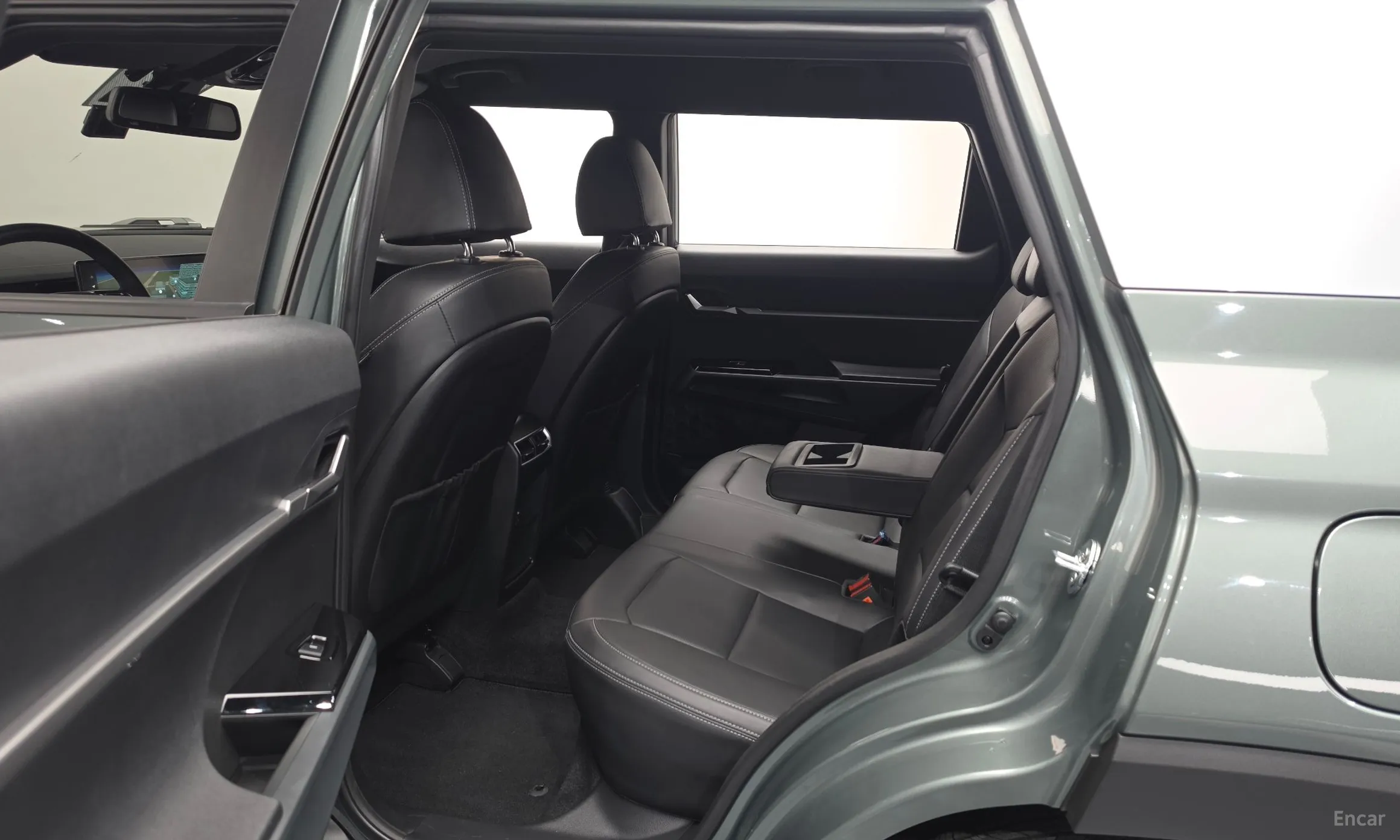 KG Mobility (SsangYong) Torres превью 11