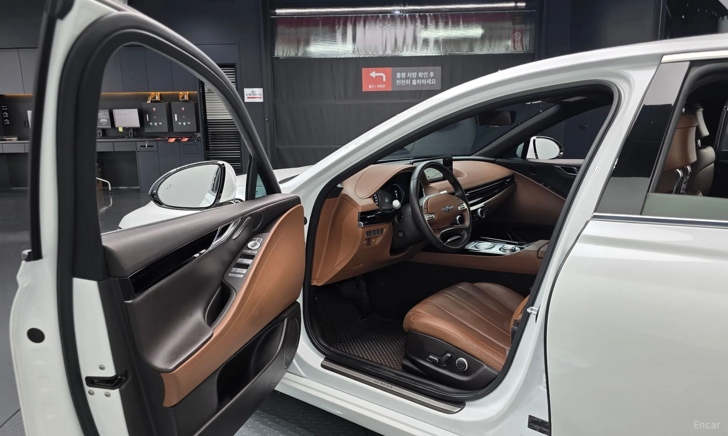Genesis G80 (RG3) превью 10