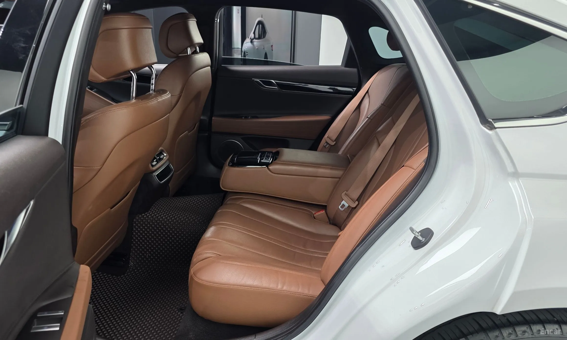 Genesis G80 (RG3) превью 12
