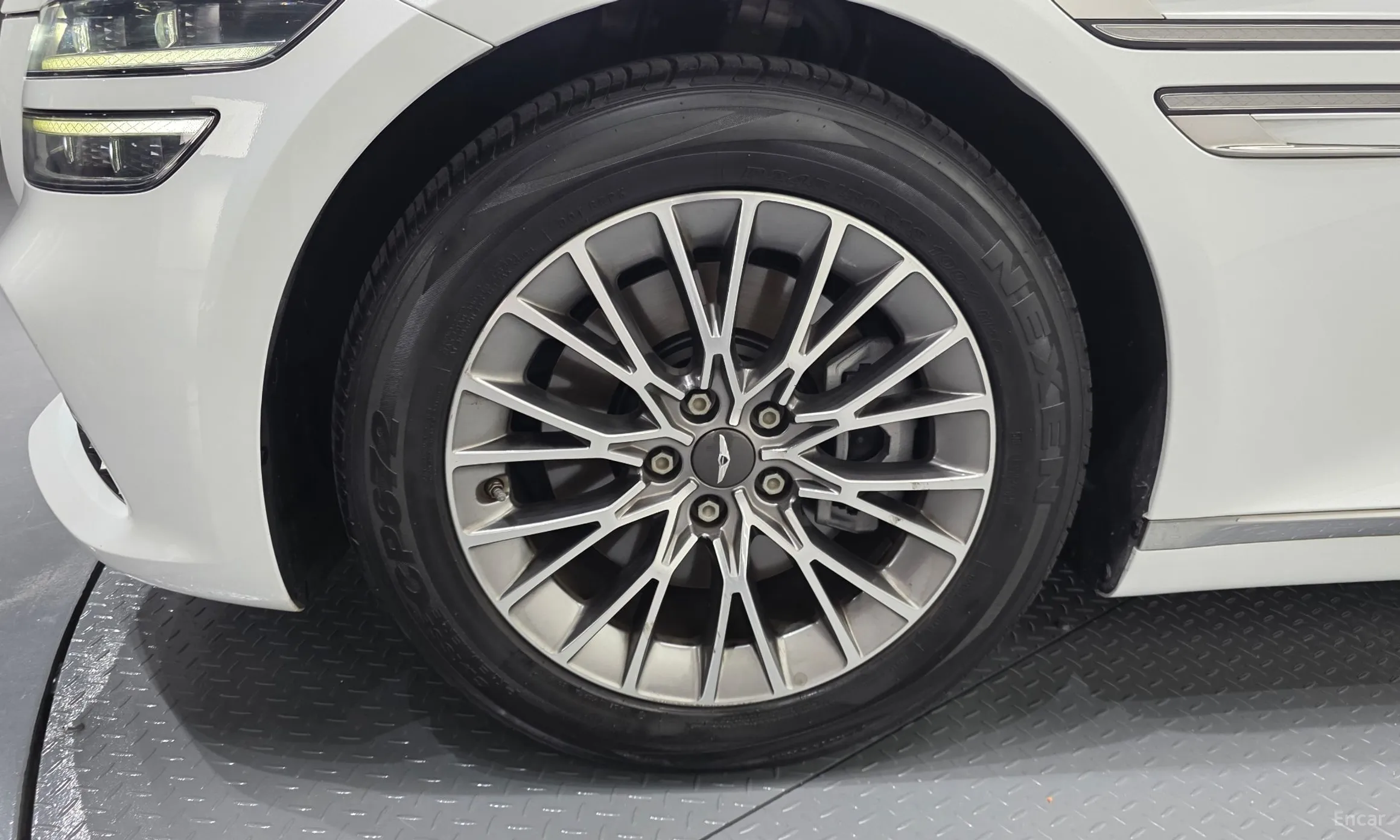 Genesis G80 (RG3) превью 5