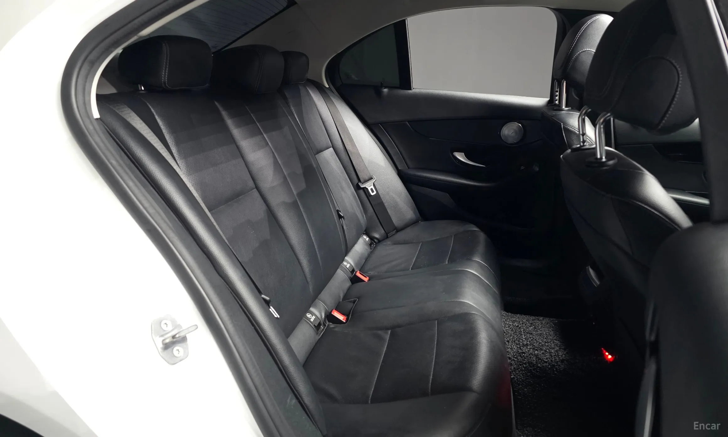 Mercedes Benz C-Class W205 превью 11