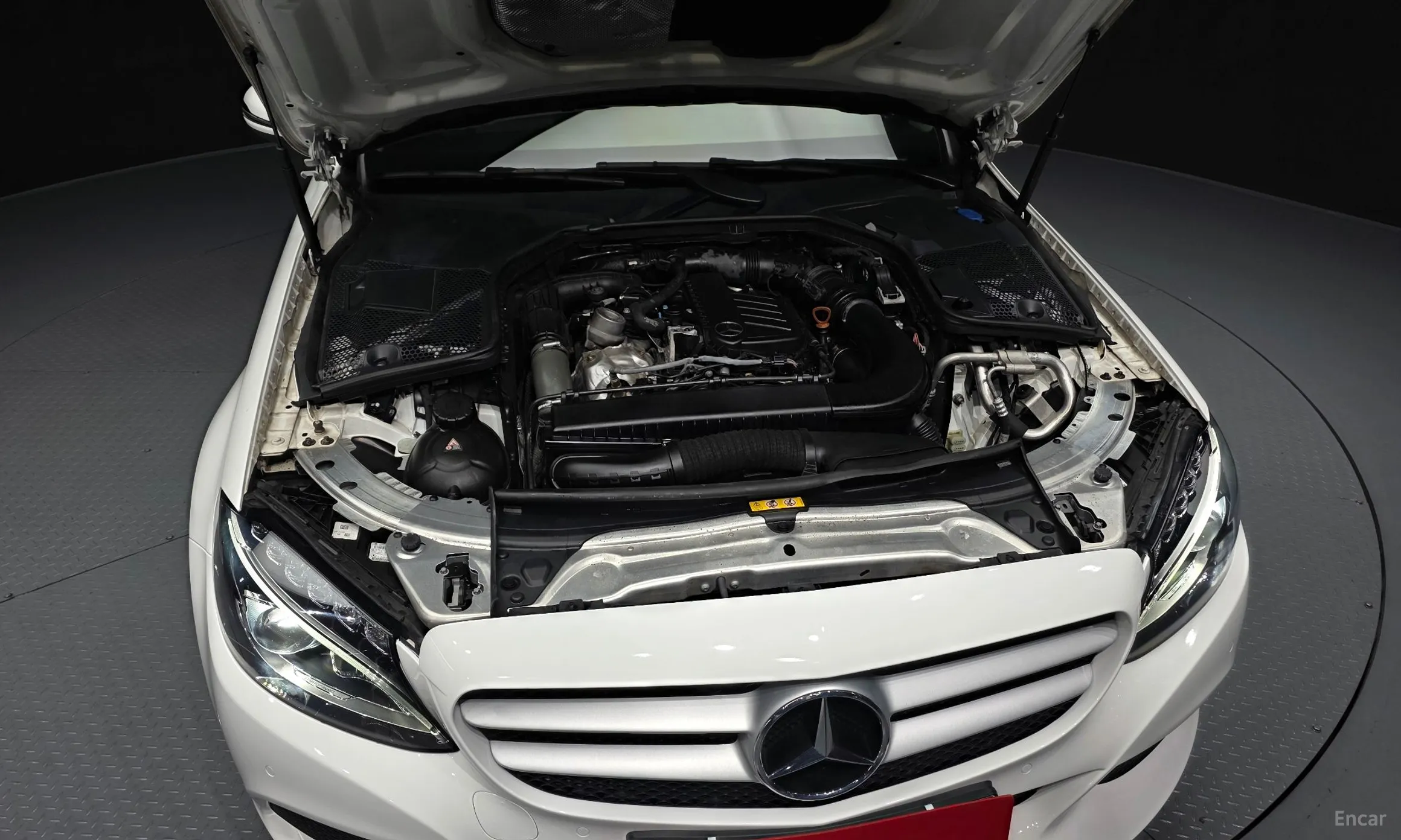 Mercedes Benz C-Class W205 превью 6