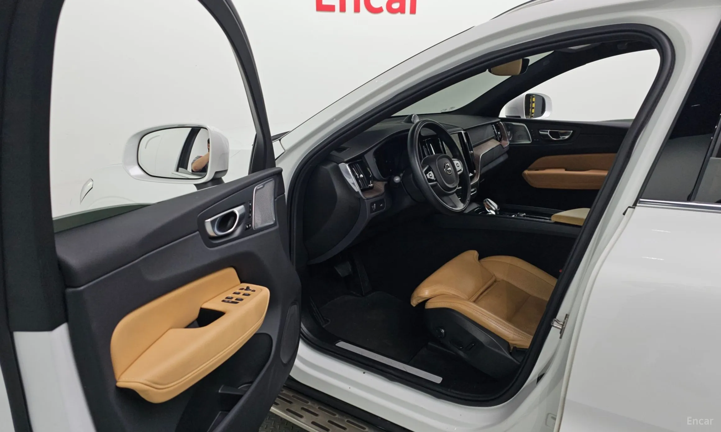 Volvo XC60 Gen 2 превью 10