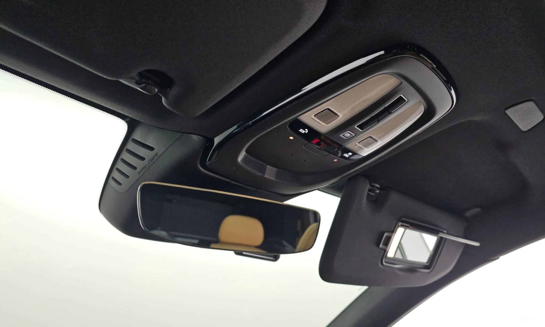 Volvo XC60 Gen 2 превью 18
