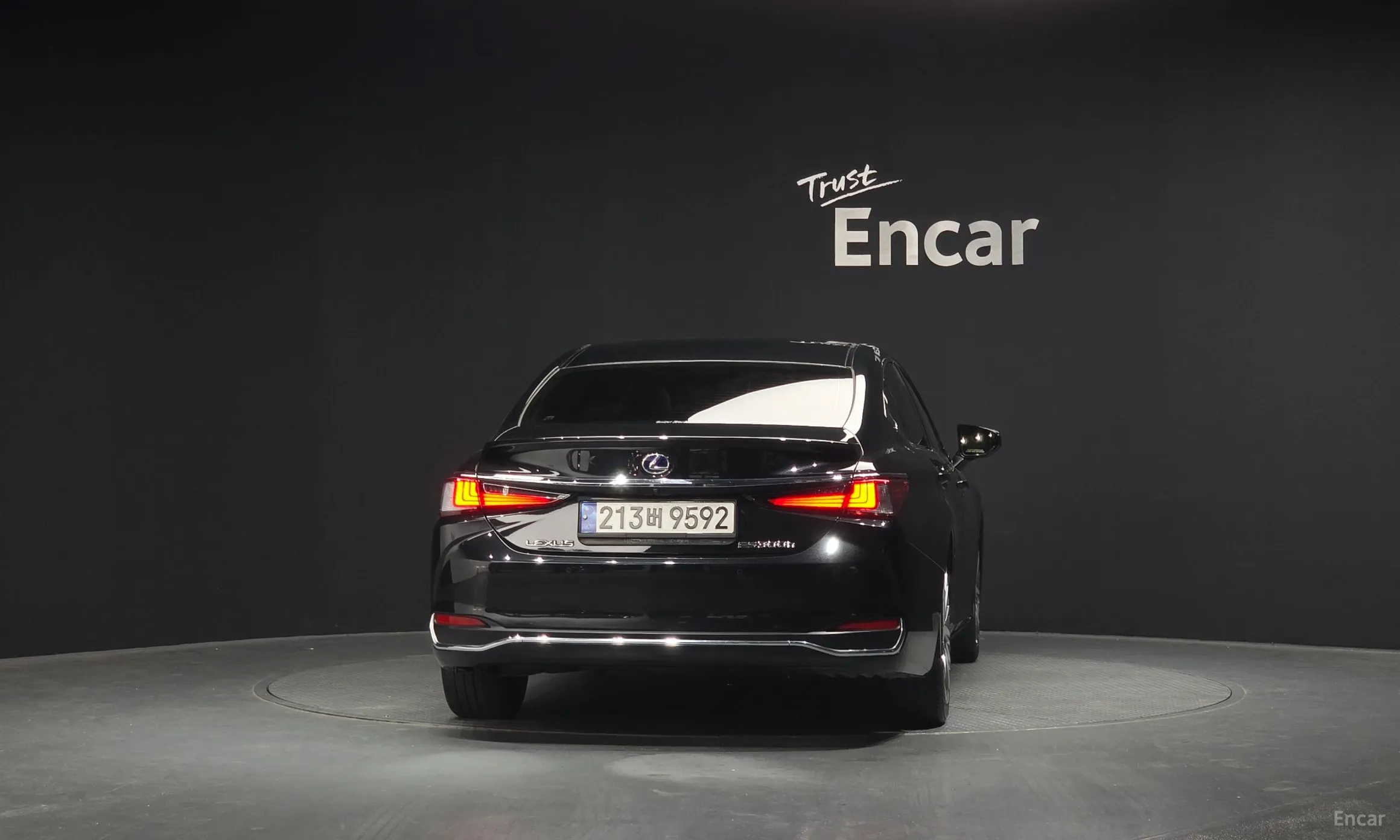 Lexus ES300h 7th Generation превью 4