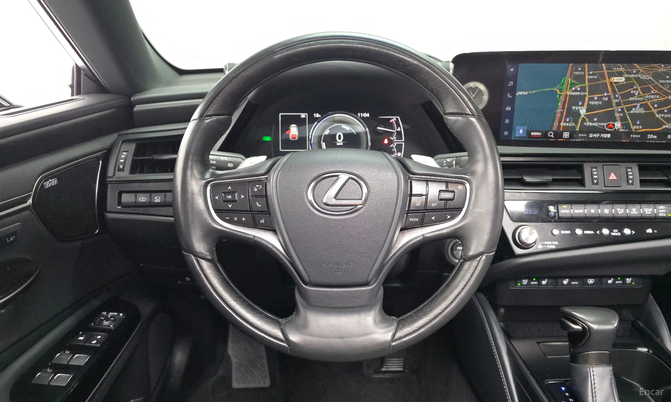 Lexus ES300h 7th Generation превью 13