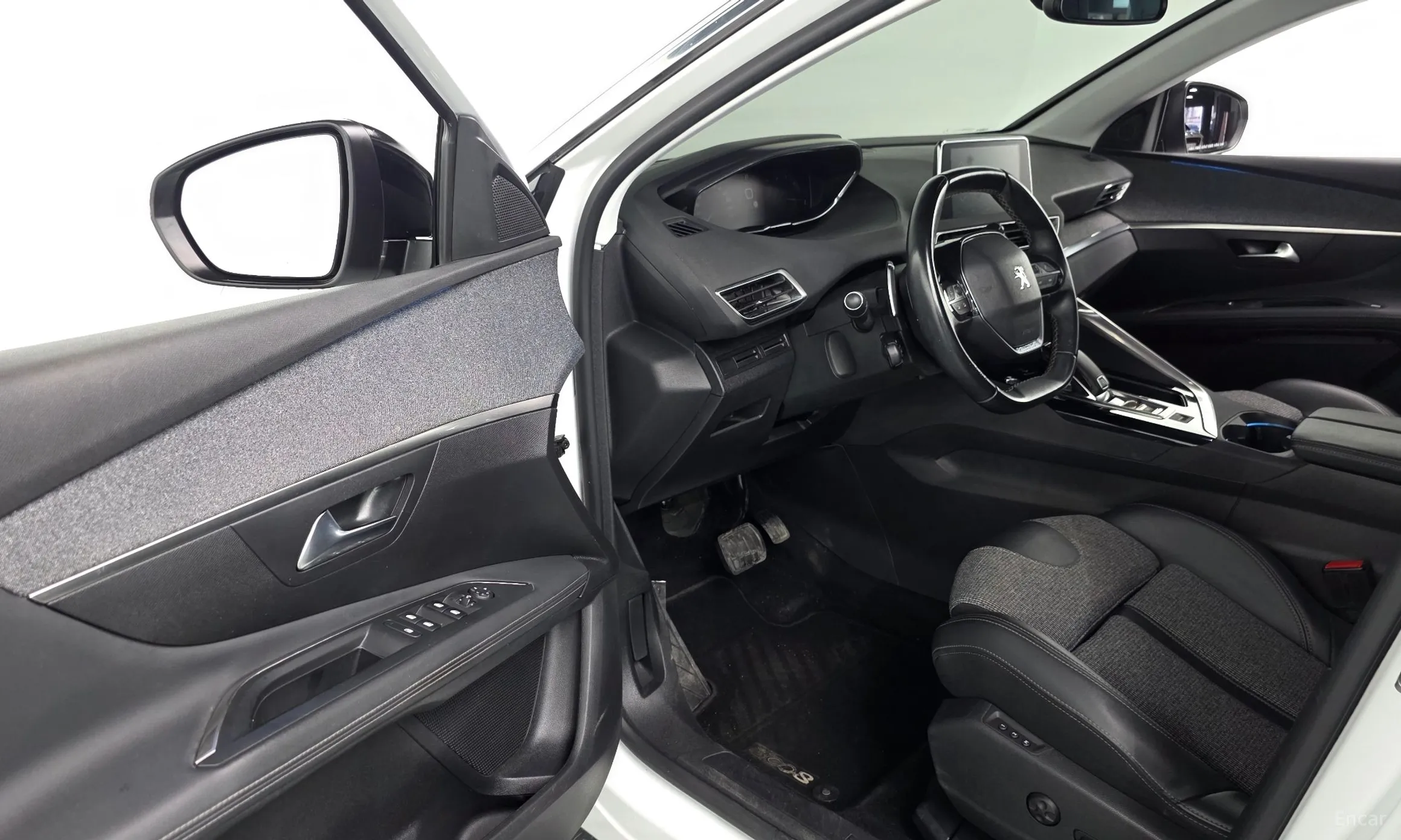 Peugeot 3008 2nd generation превью 10