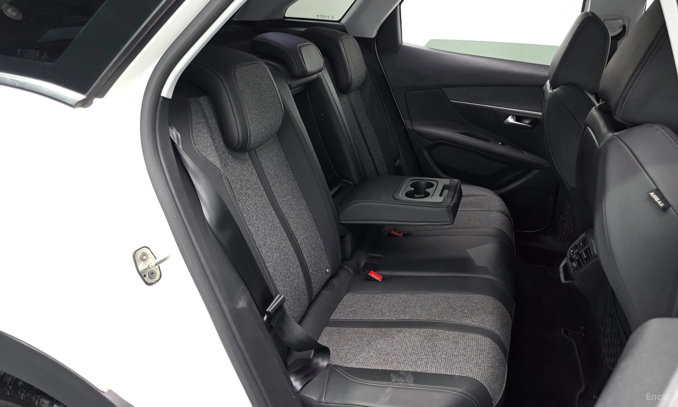 Peugeot 3008 2nd generation превью 11