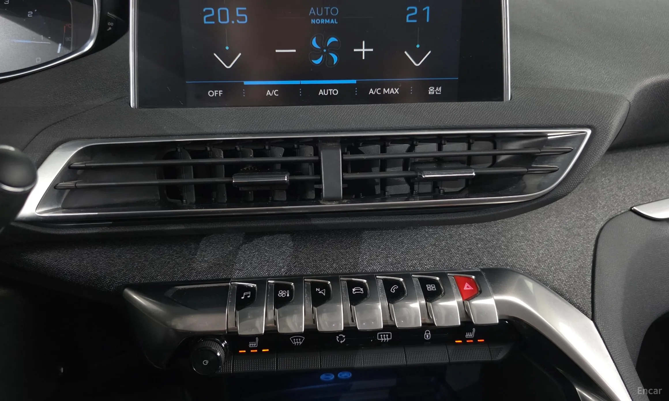 Peugeot 3008 2nd generation превью 16