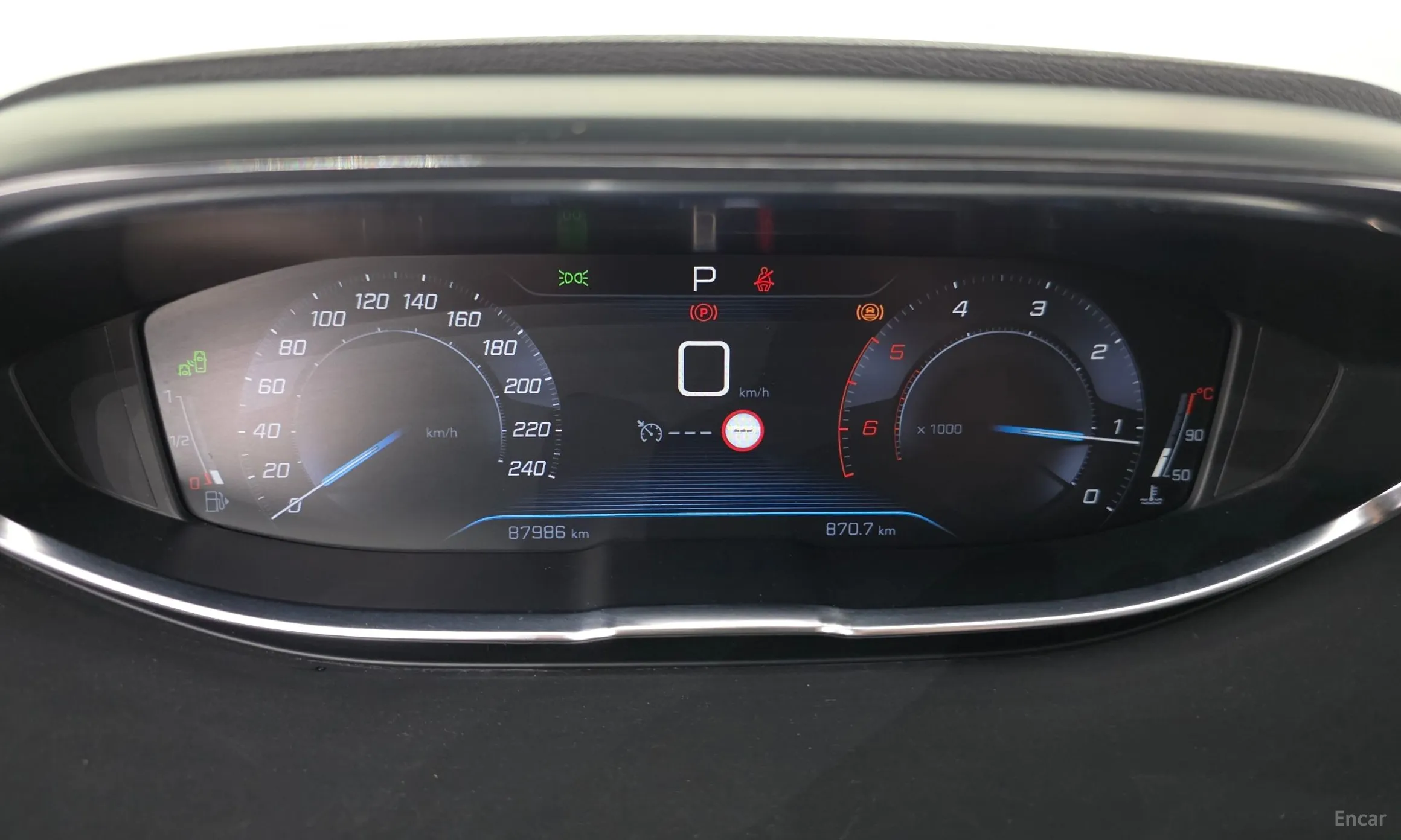 Peugeot 3008 2nd generation превью 8